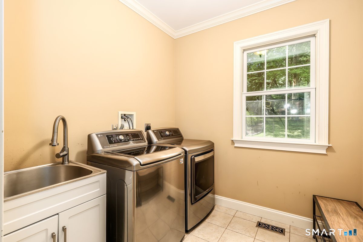 4 Mia Bella Drive