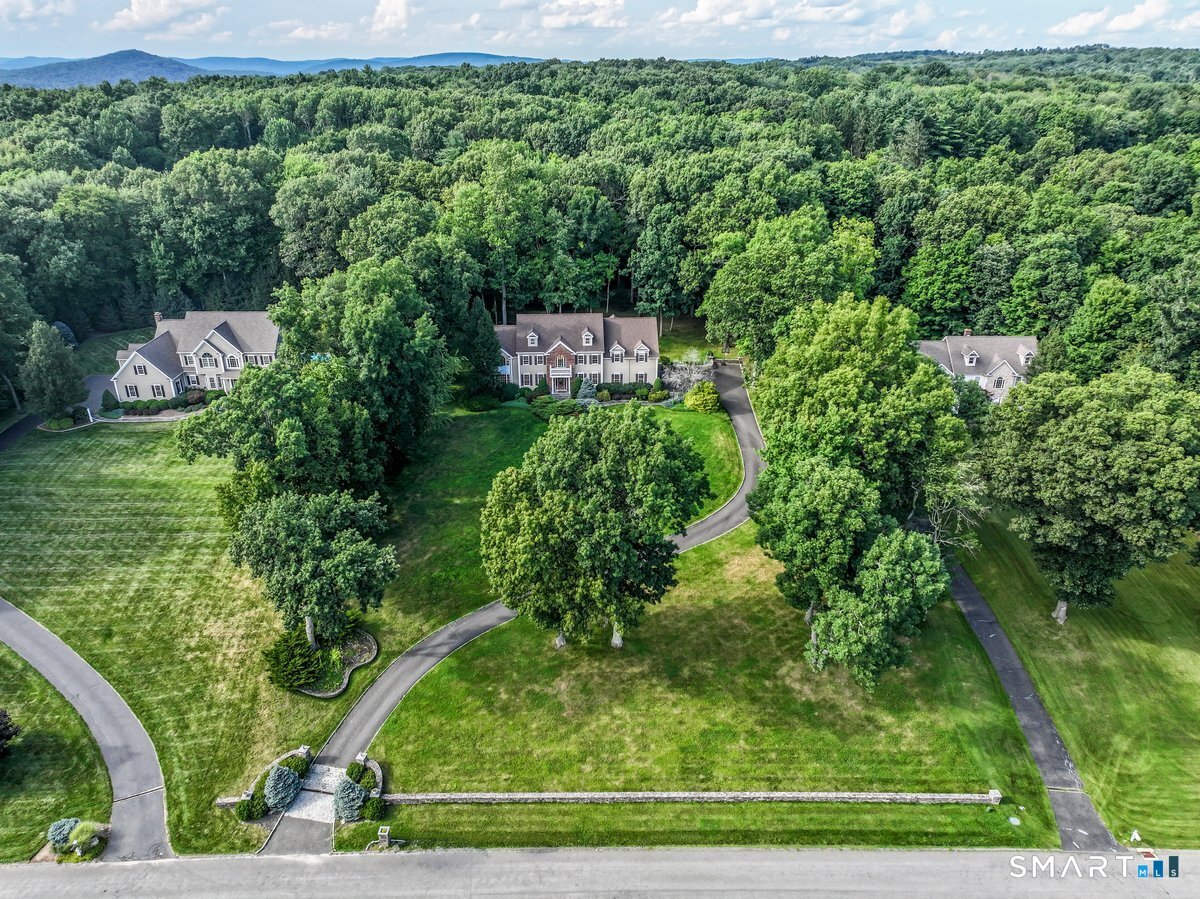 4 Mia Bella Drive