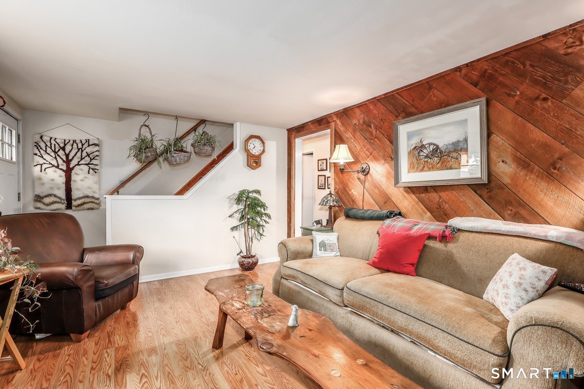 10 Clearview Drive