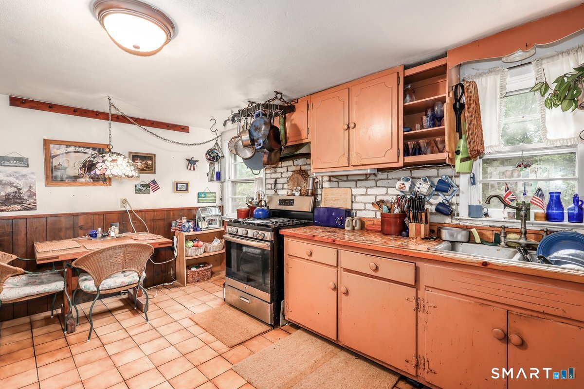 10 Clearview Drive