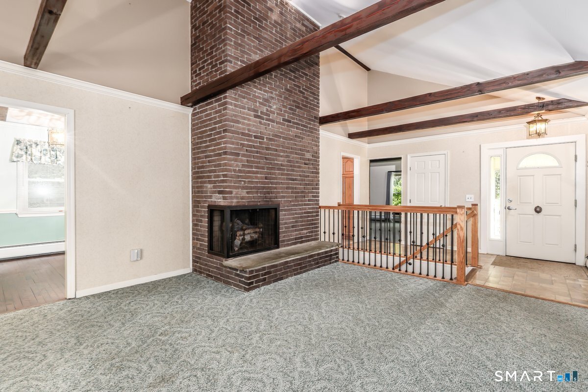 11 Jefferson Drive