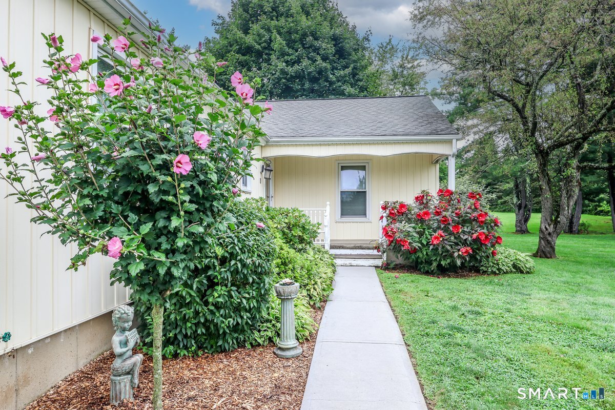 11 Jefferson Drive