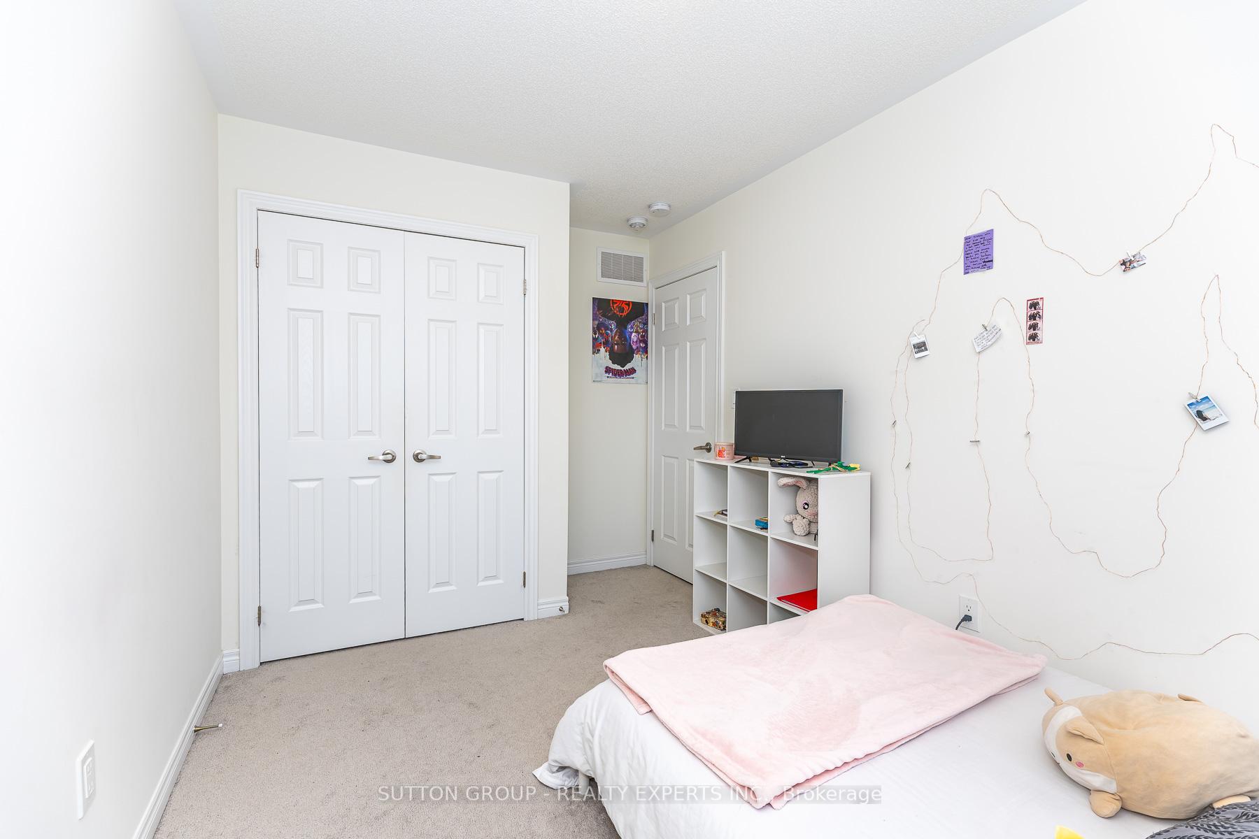 130 Ice Palace Crescent