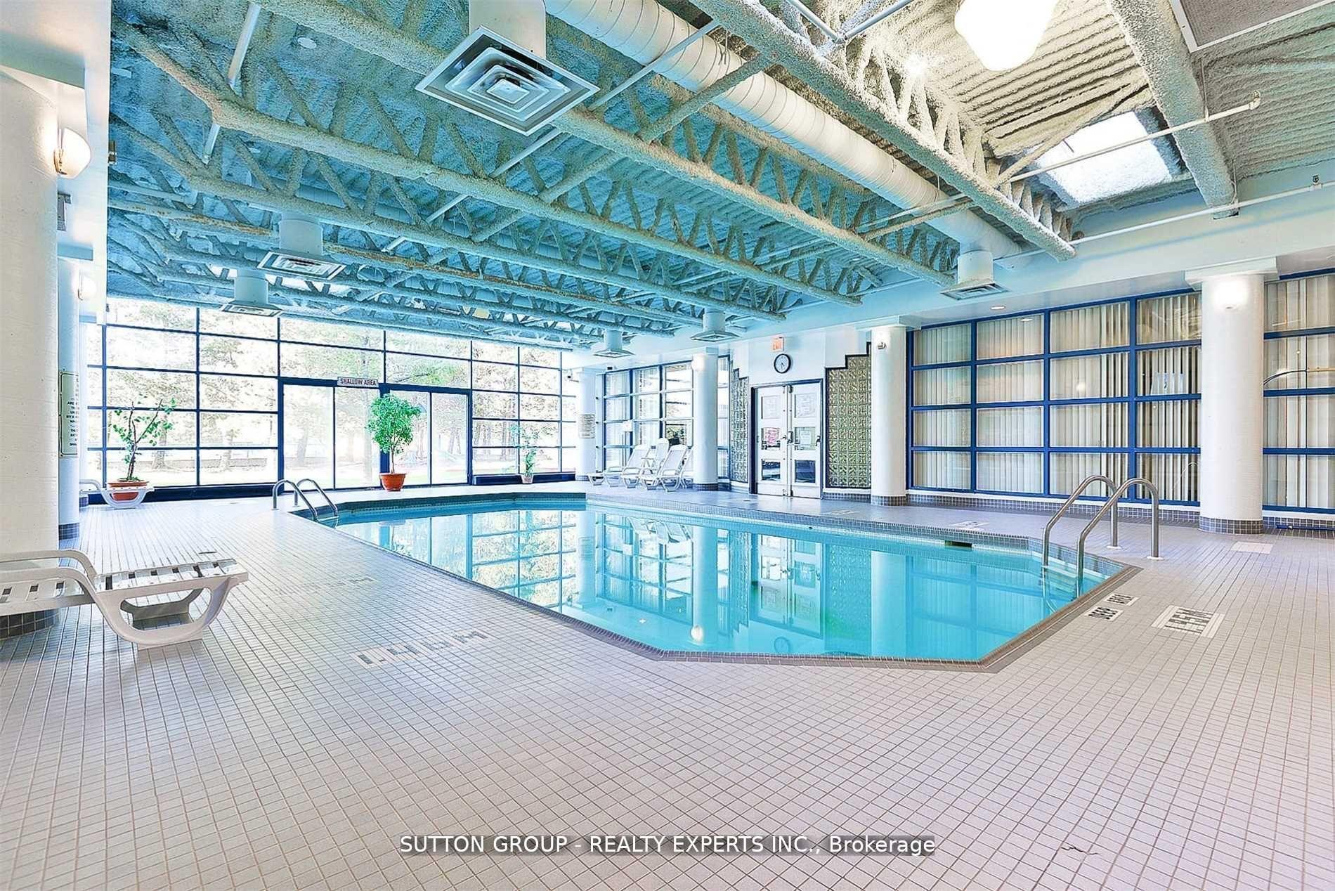 35 Trailwood Drive 713