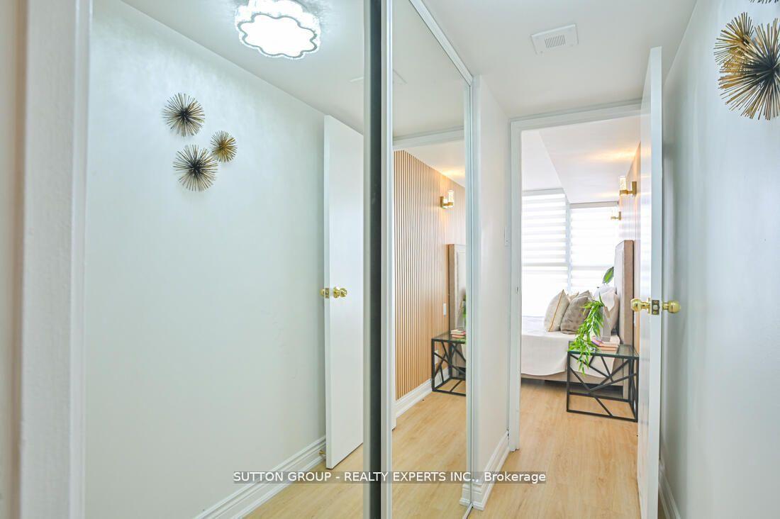 35 Trailwood Drive 713