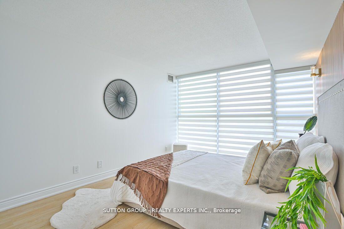 35 Trailwood Drive 713