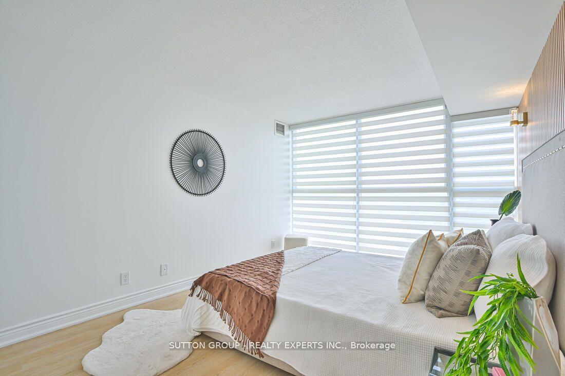 35 Trailwood Drive 713