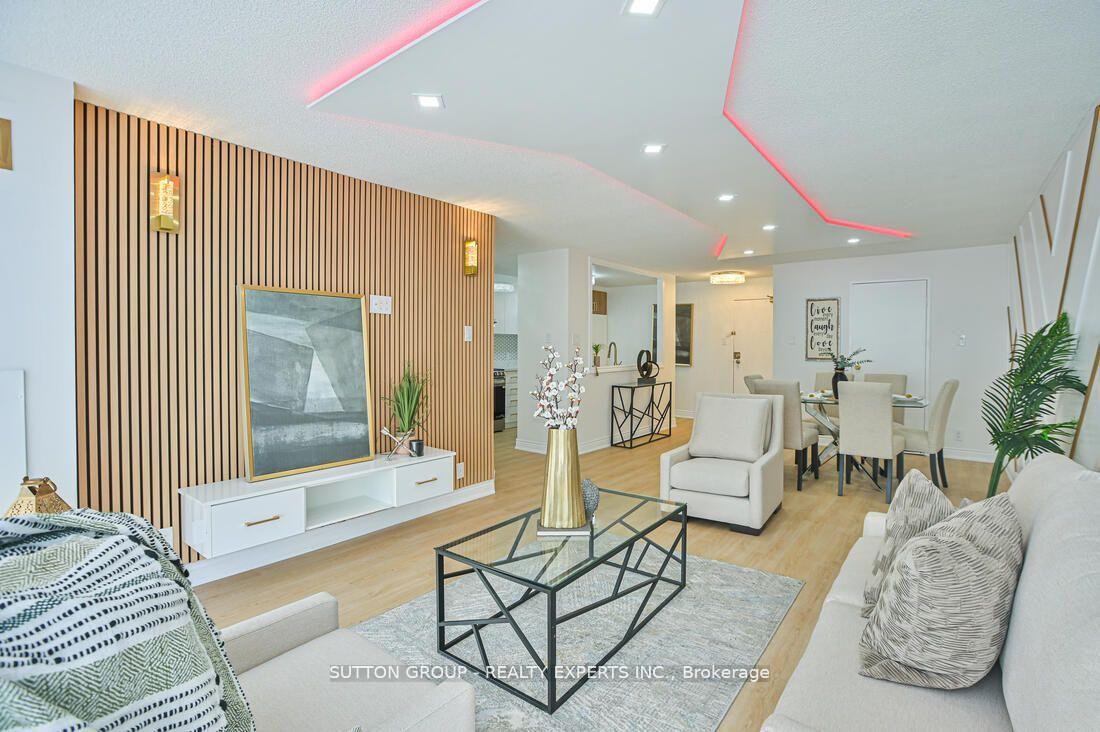 35 Trailwood Drive 713