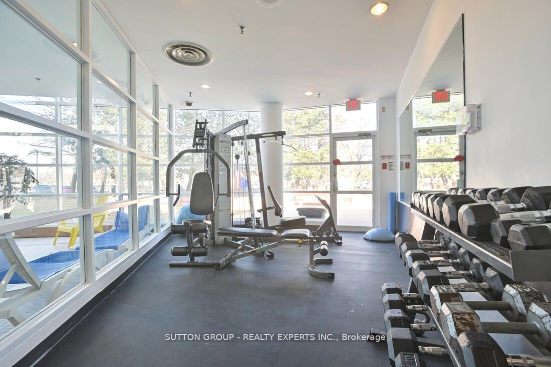 35 Trailwood Drive 713