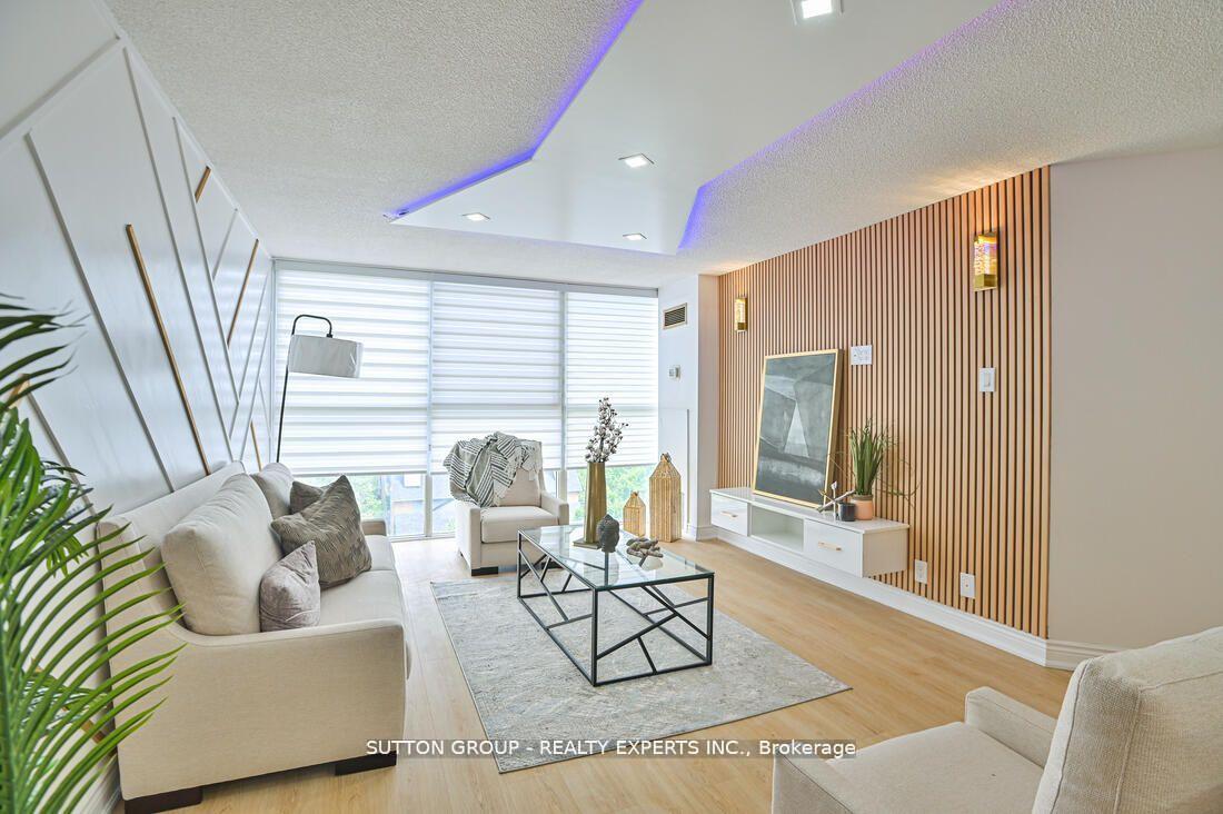 35 Trailwood Drive 713