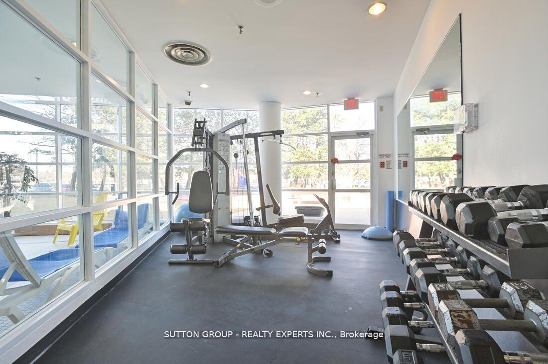 35 Trailwood Drive 713