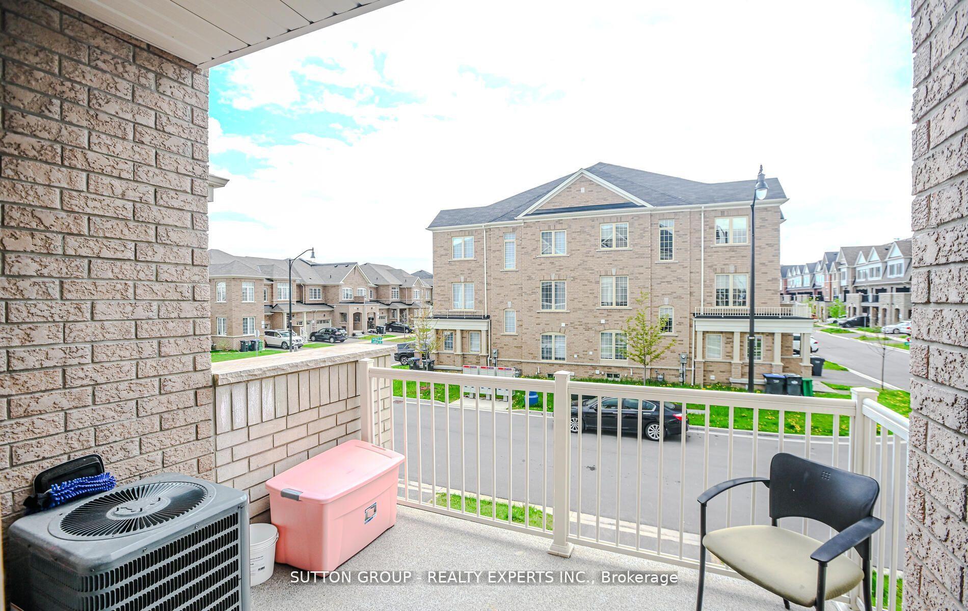 65 Fruitvale Circle