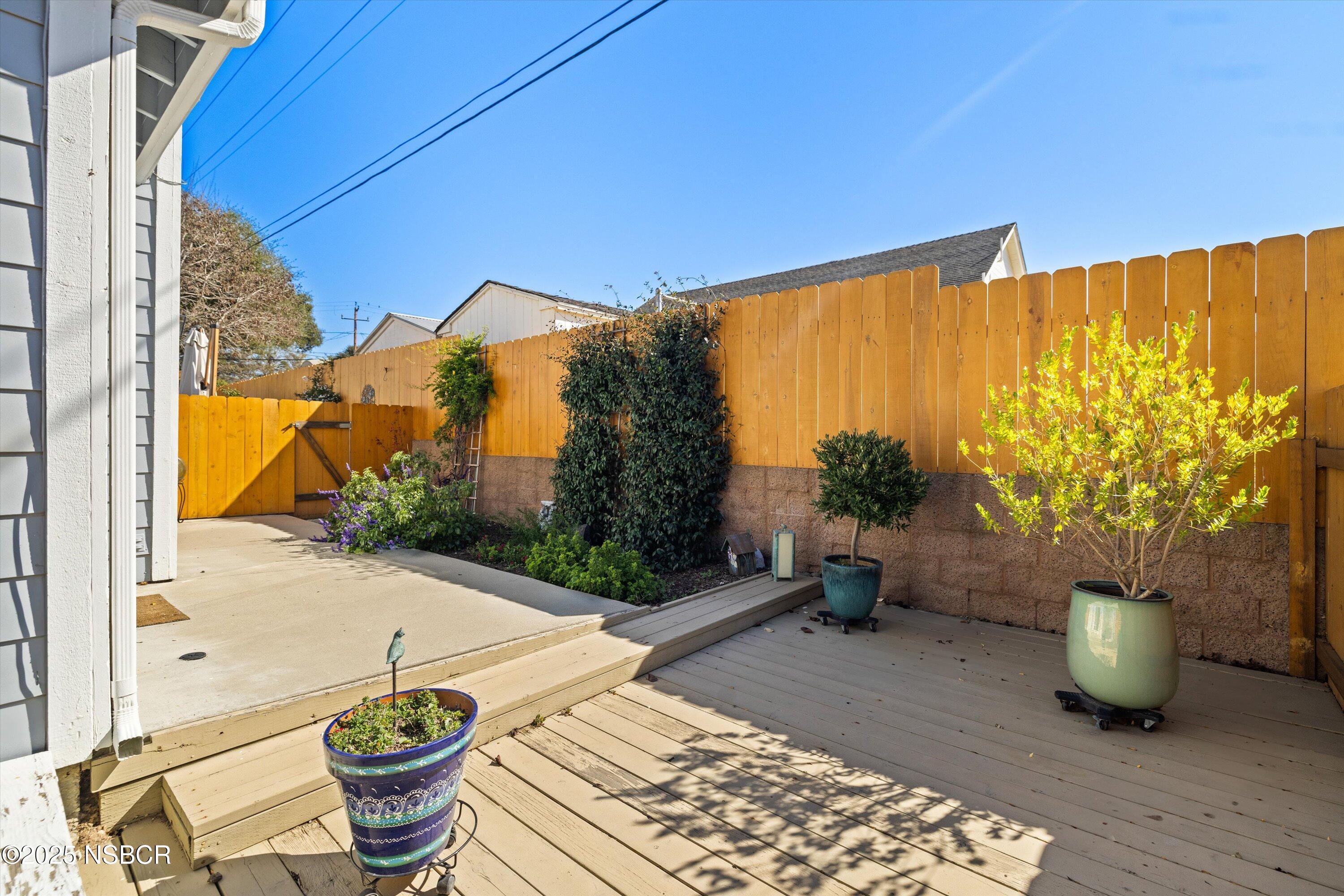 1686 Eucalyptus Dr. A