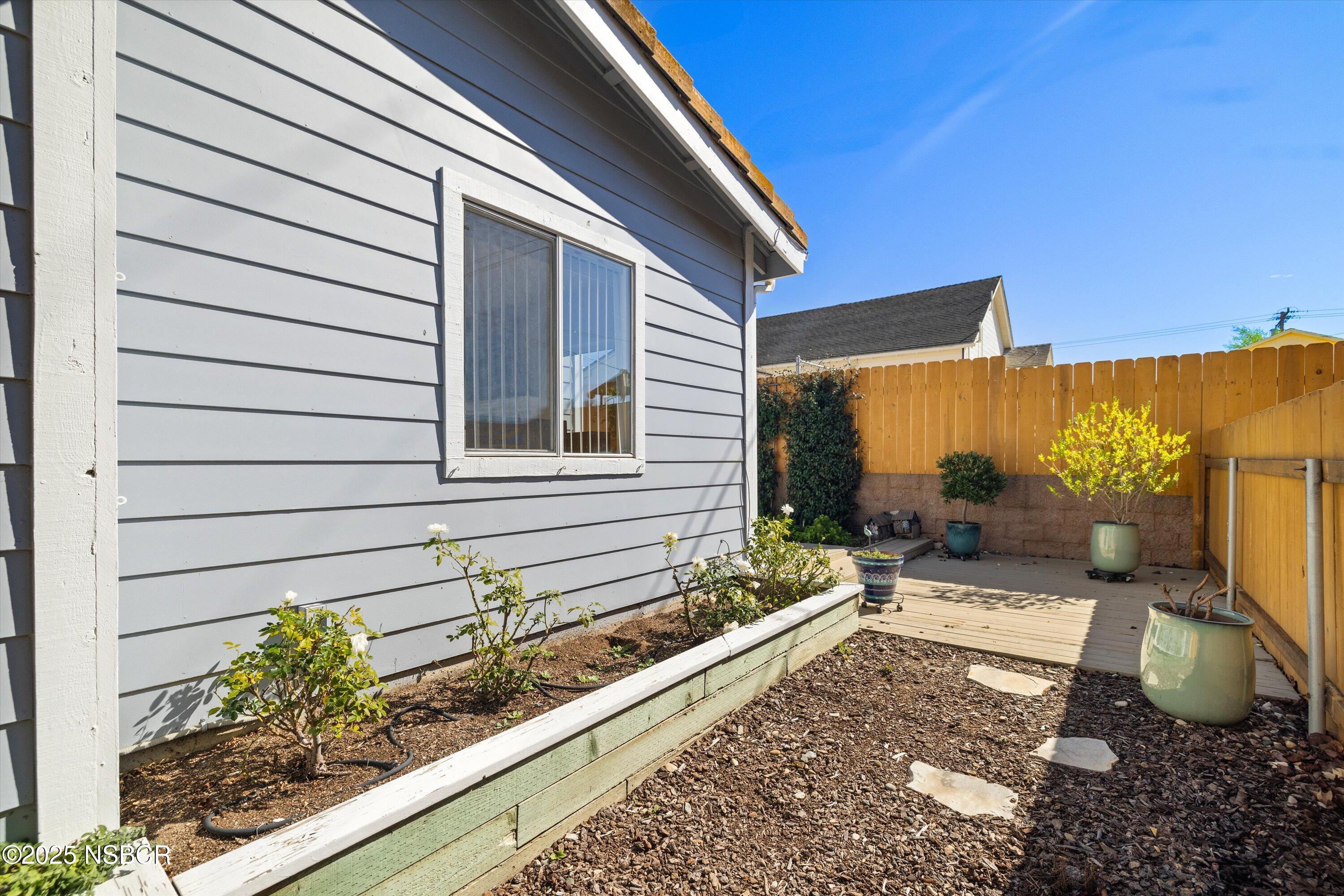 1686 Eucalyptus Dr. A