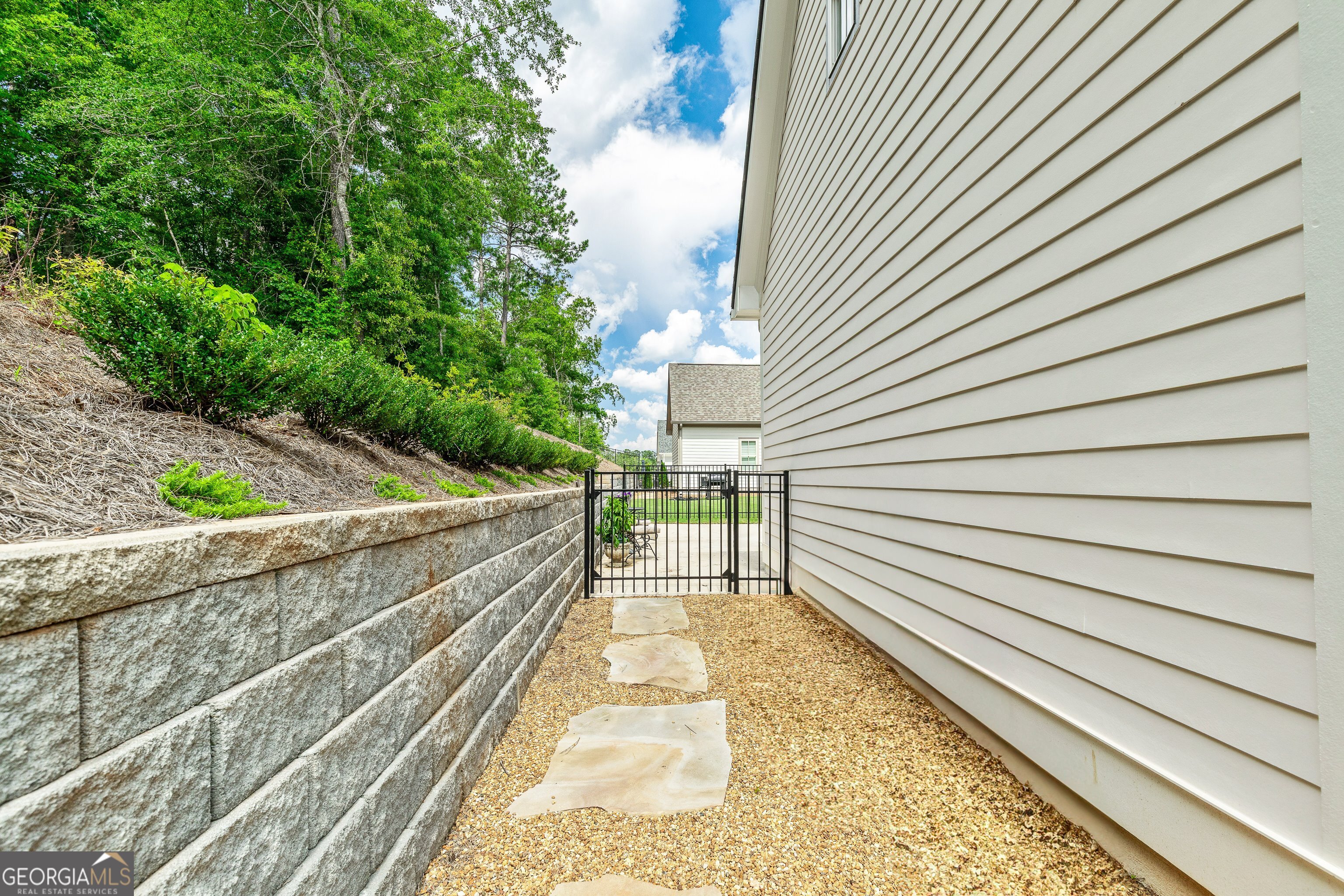 180 Grafton Hill