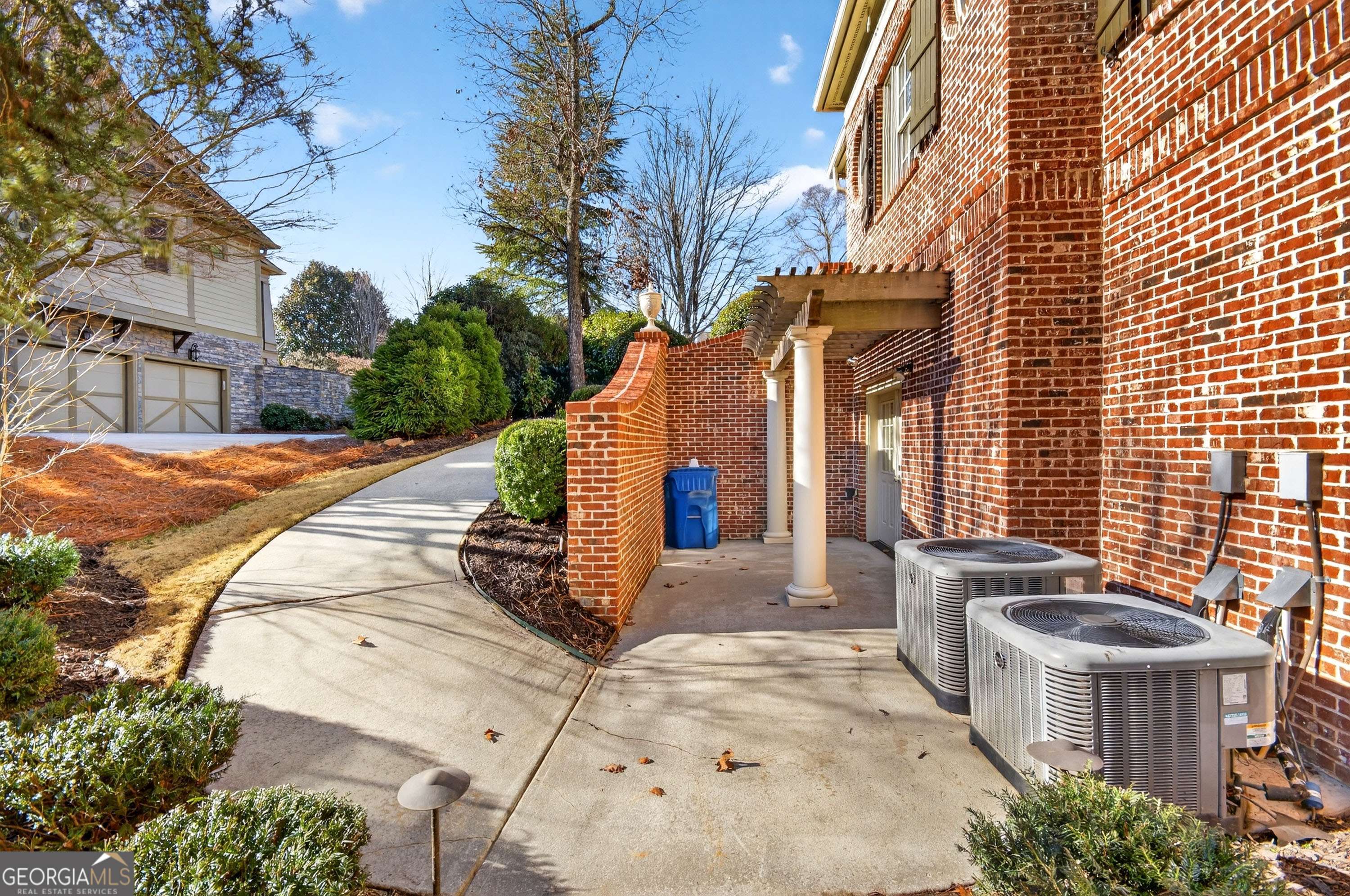 208 Brookings Lane