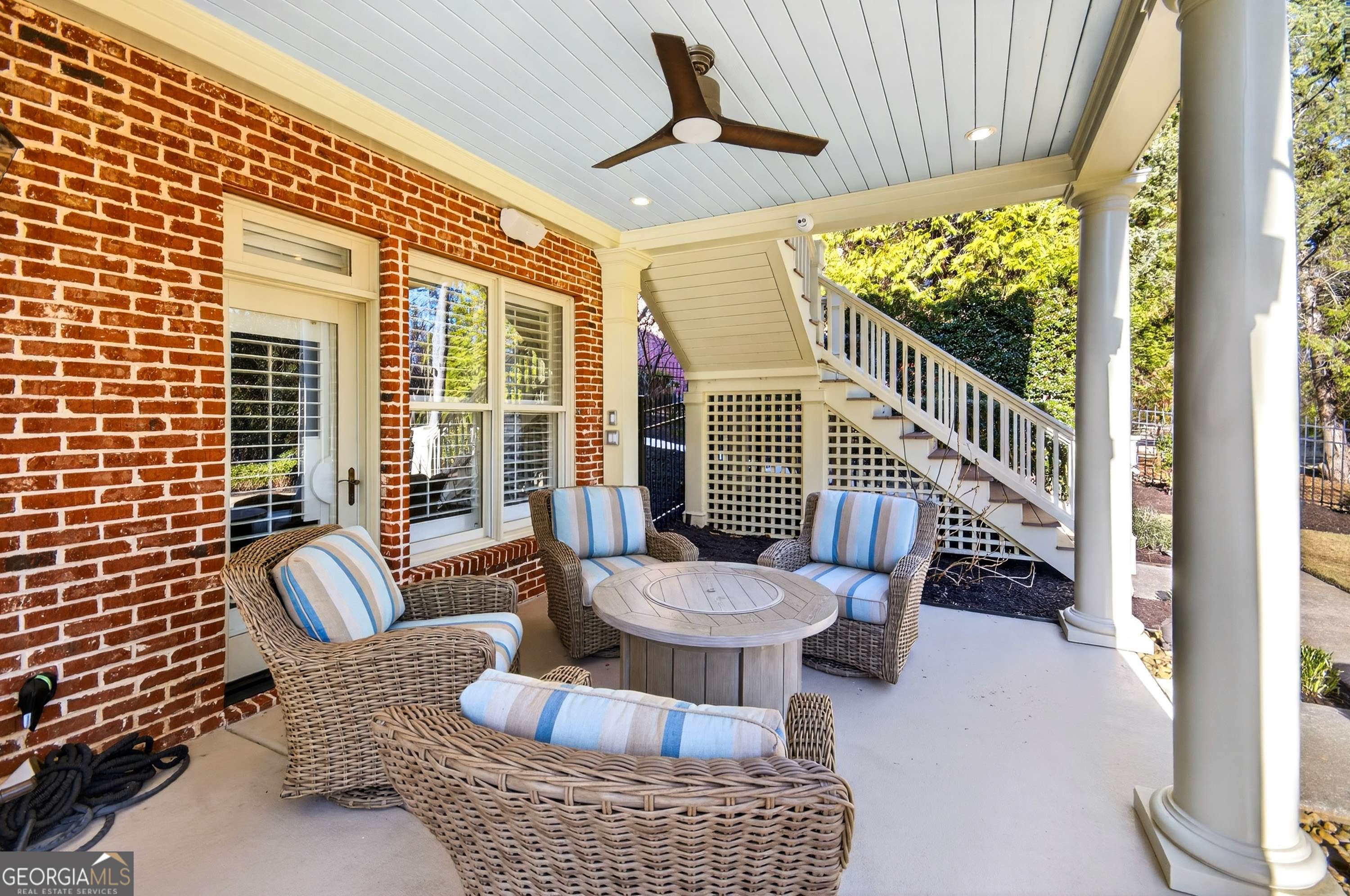 208 Brookings Lane