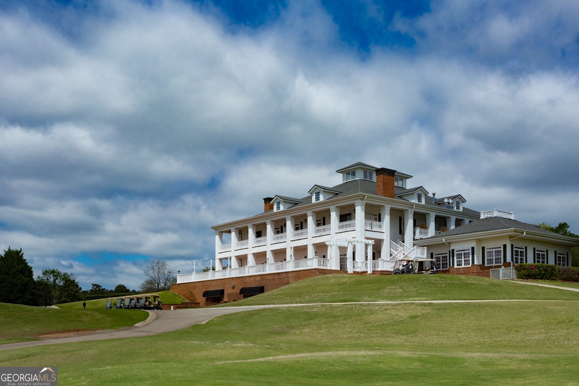 140 Carnoustie Way