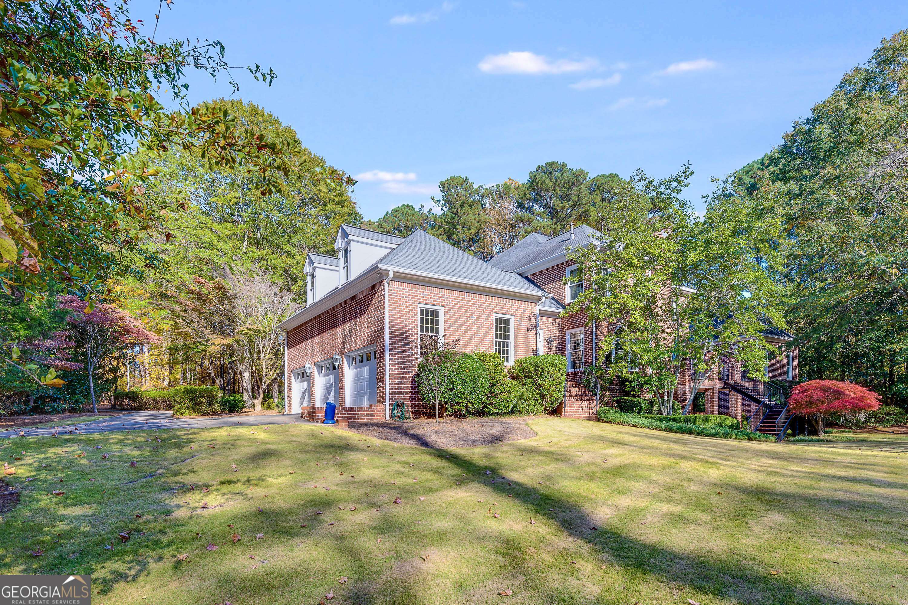 510 White Oak Drive