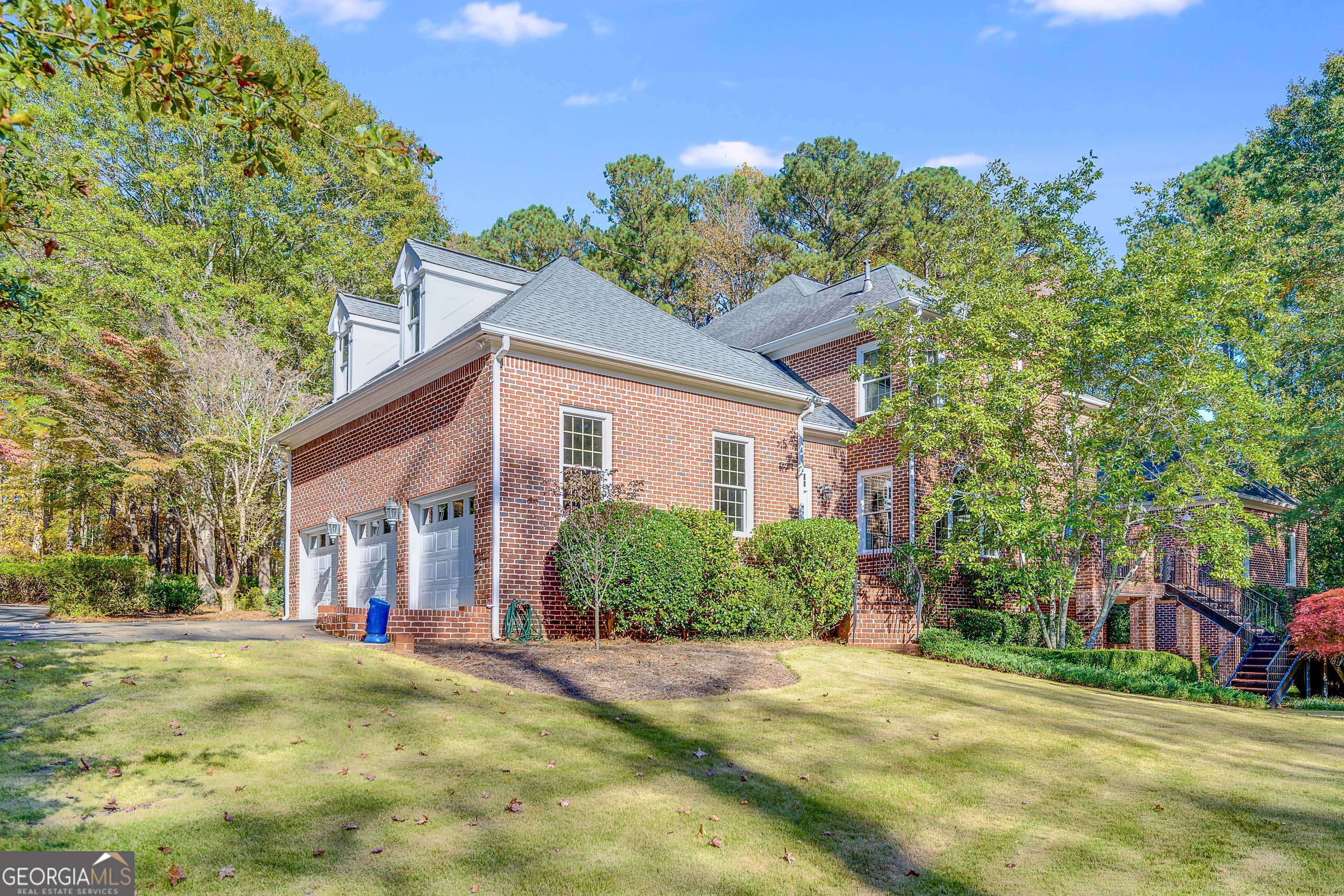 510 White Oak Drive
