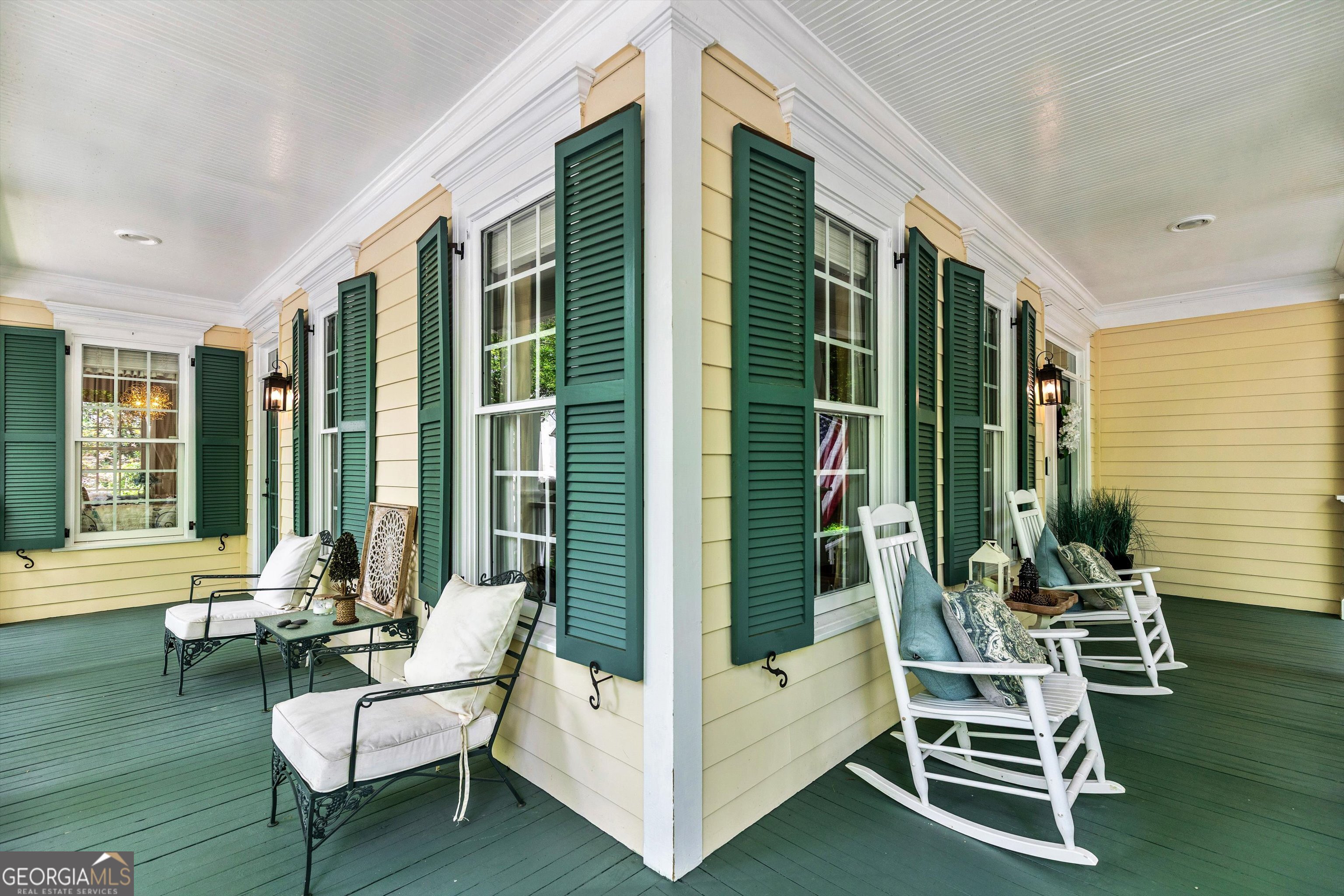 125 North Cove Drive