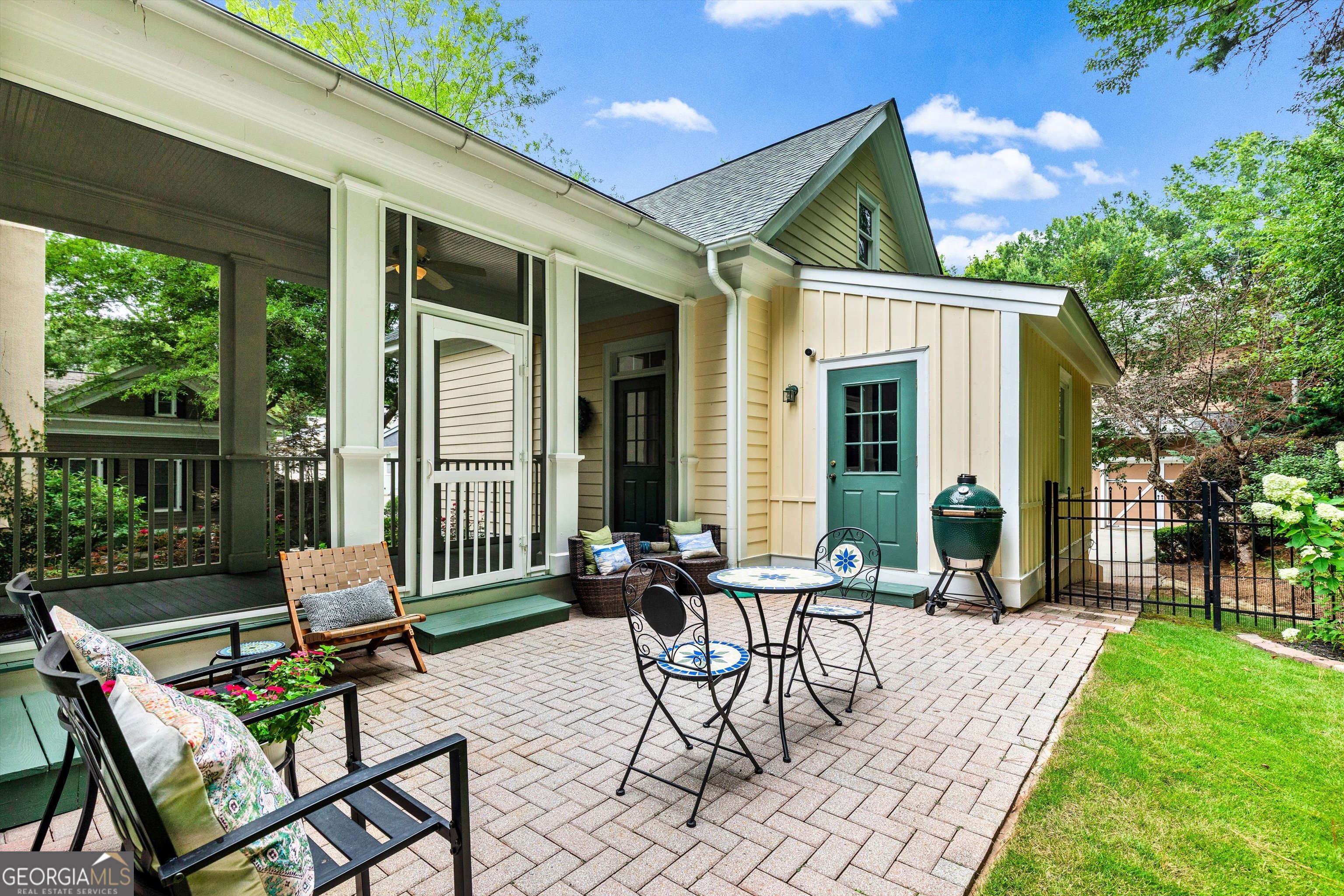 125 North Cove Drive