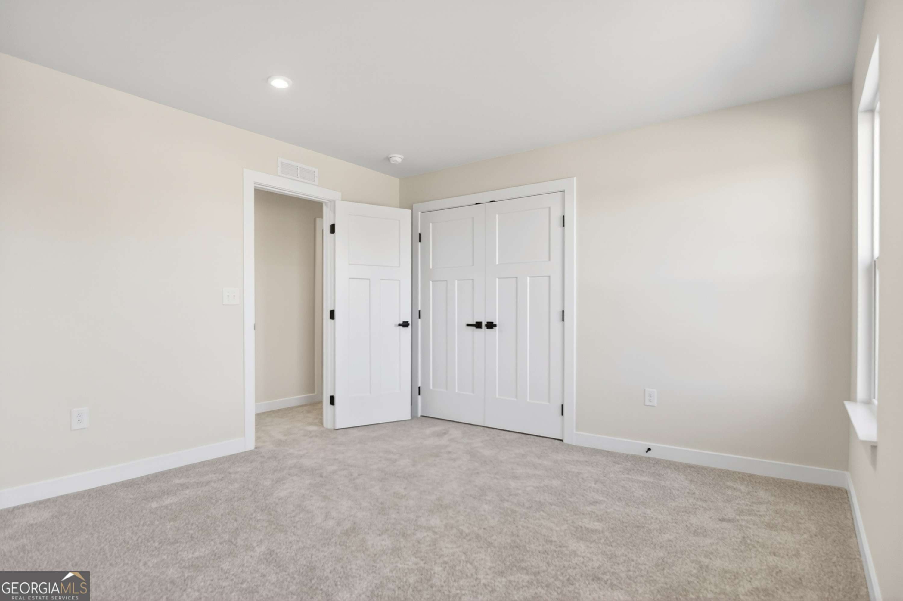 100 Laurel Crest Drive