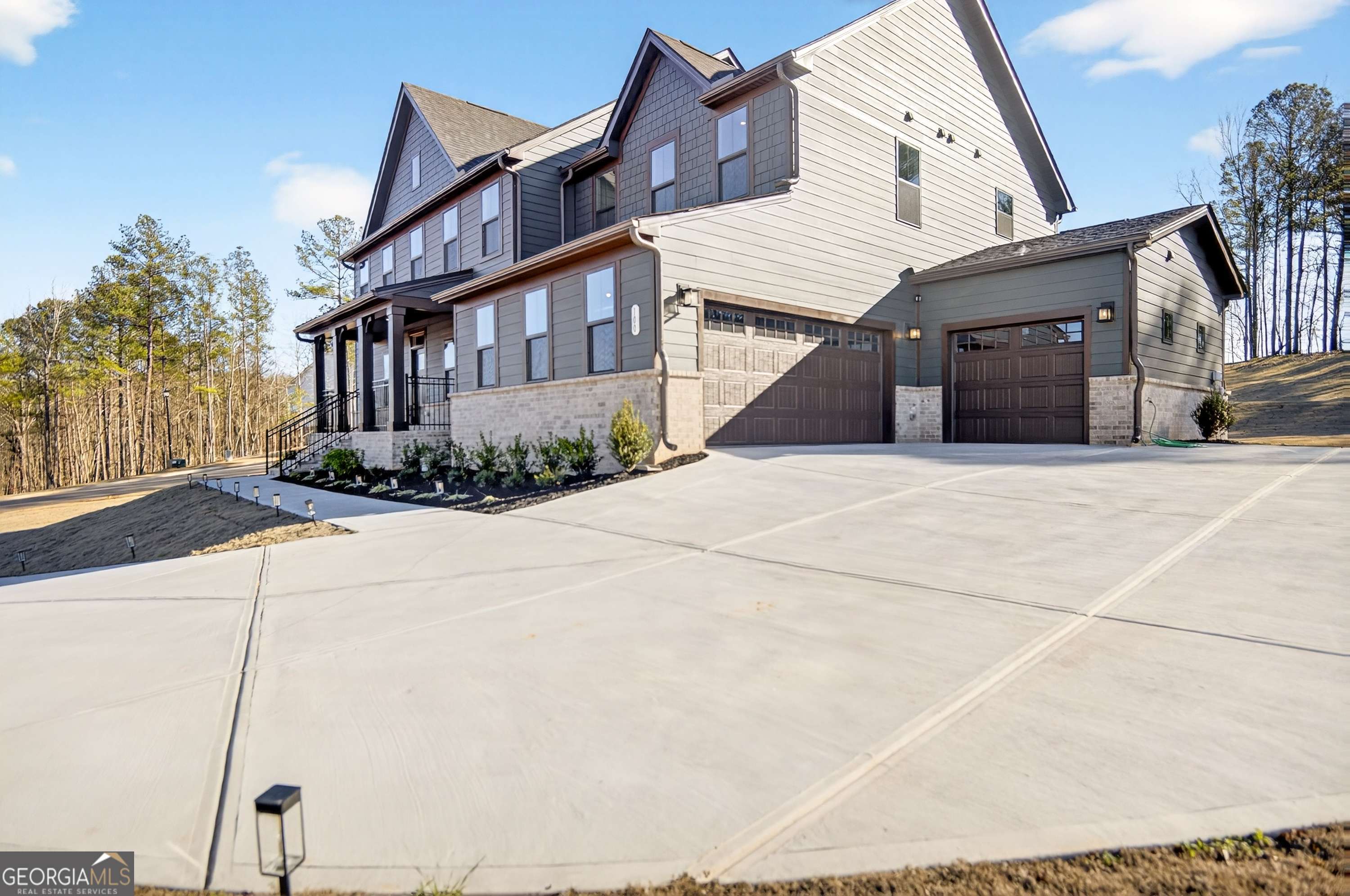 100 Laurel Crest Drive