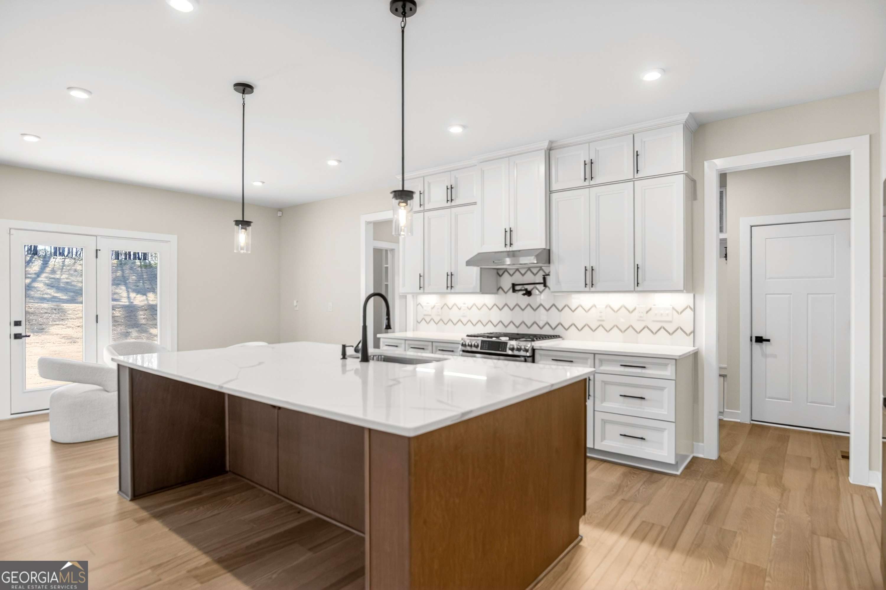 100 Laurel Crest Drive