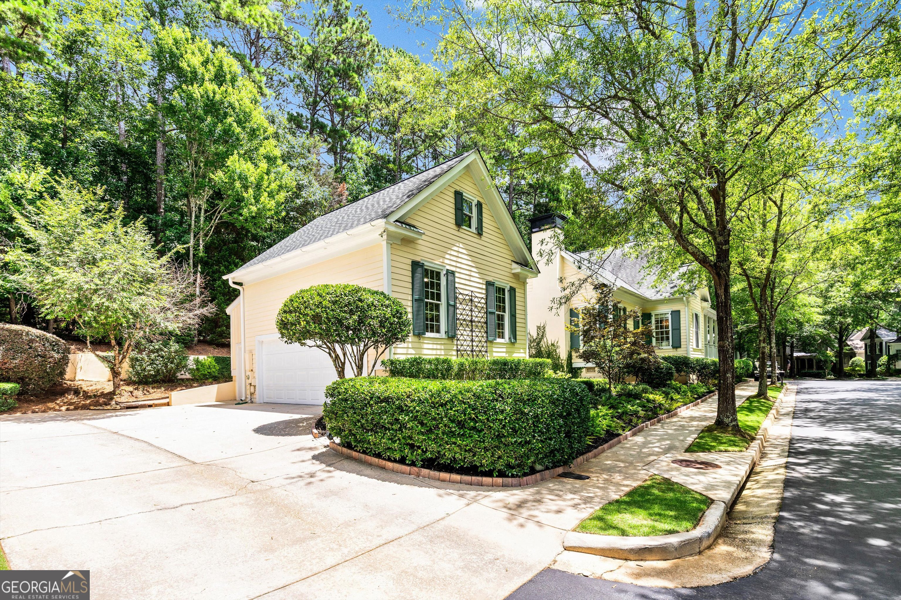 125 North Cove Drive