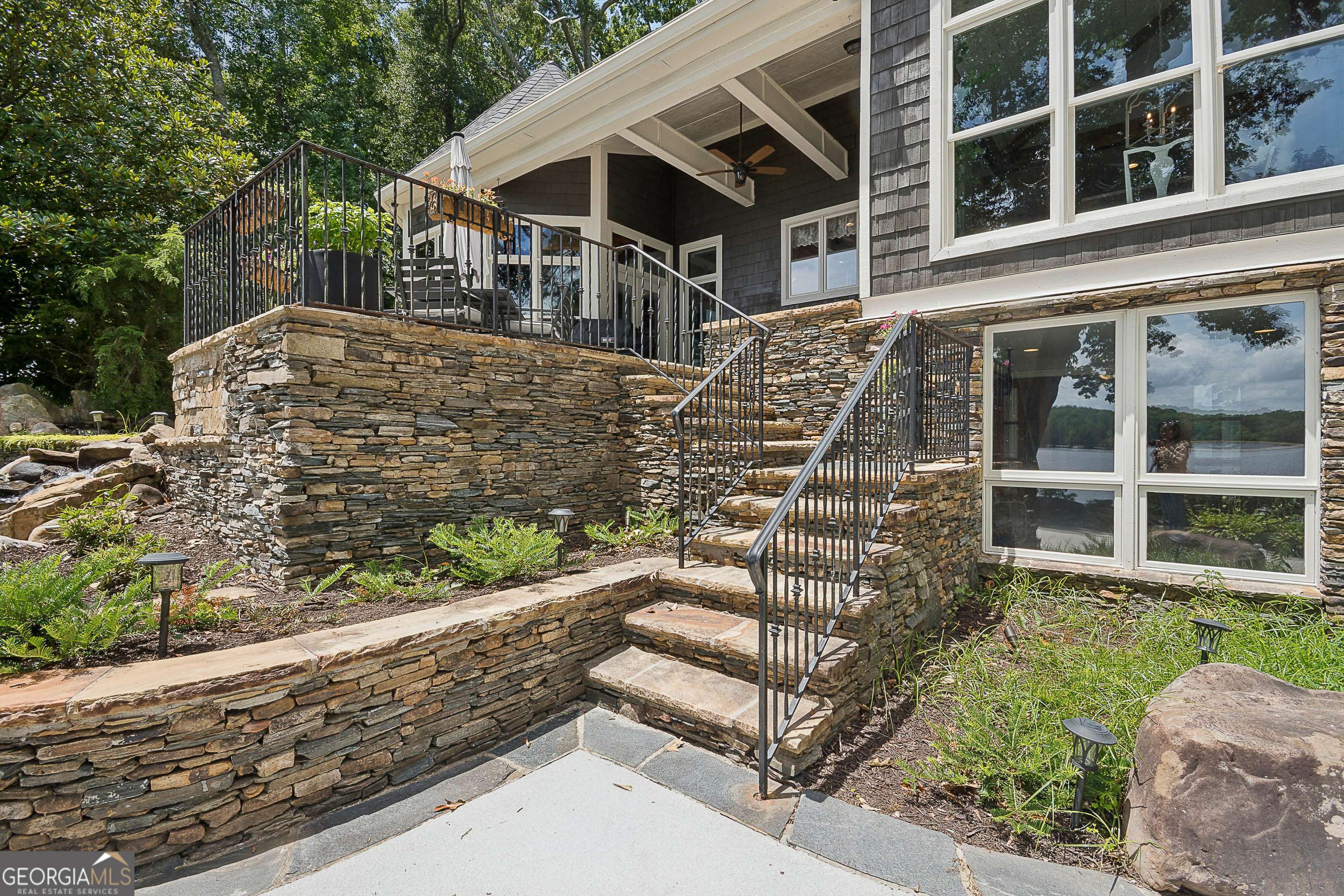 102 Pebblestump Point