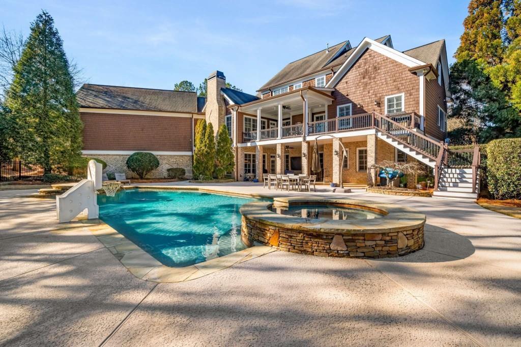 150 Newhaven Drive