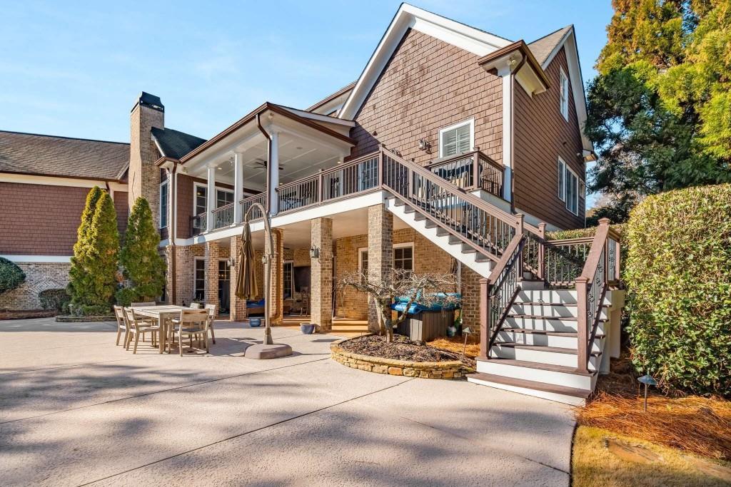 150 Newhaven Drive