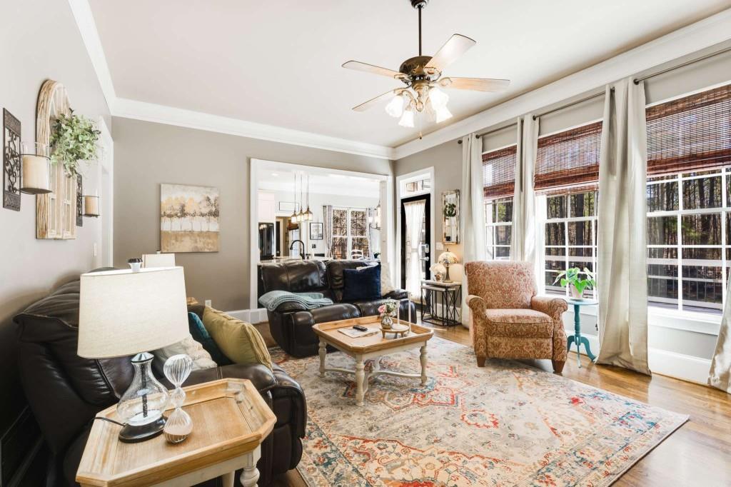 285 Old Ivy