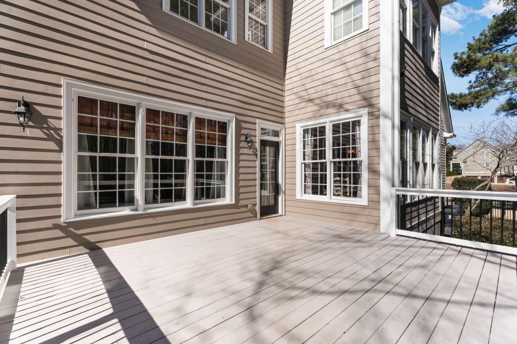 285 Old Ivy