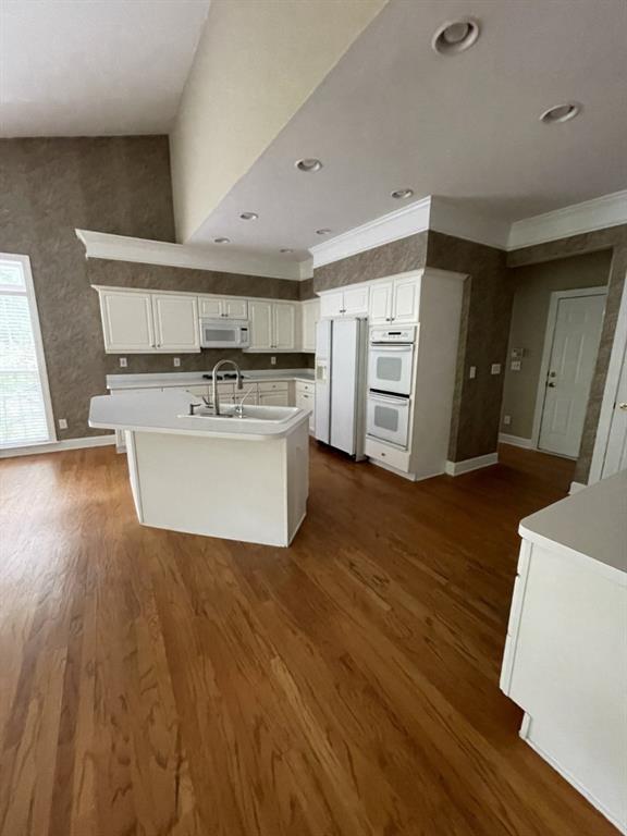 1167 Drewsbury Court
