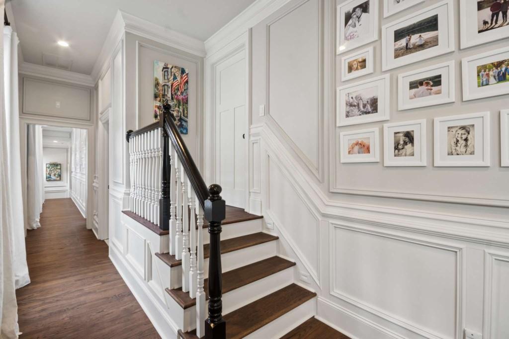 305 Abercorn Square