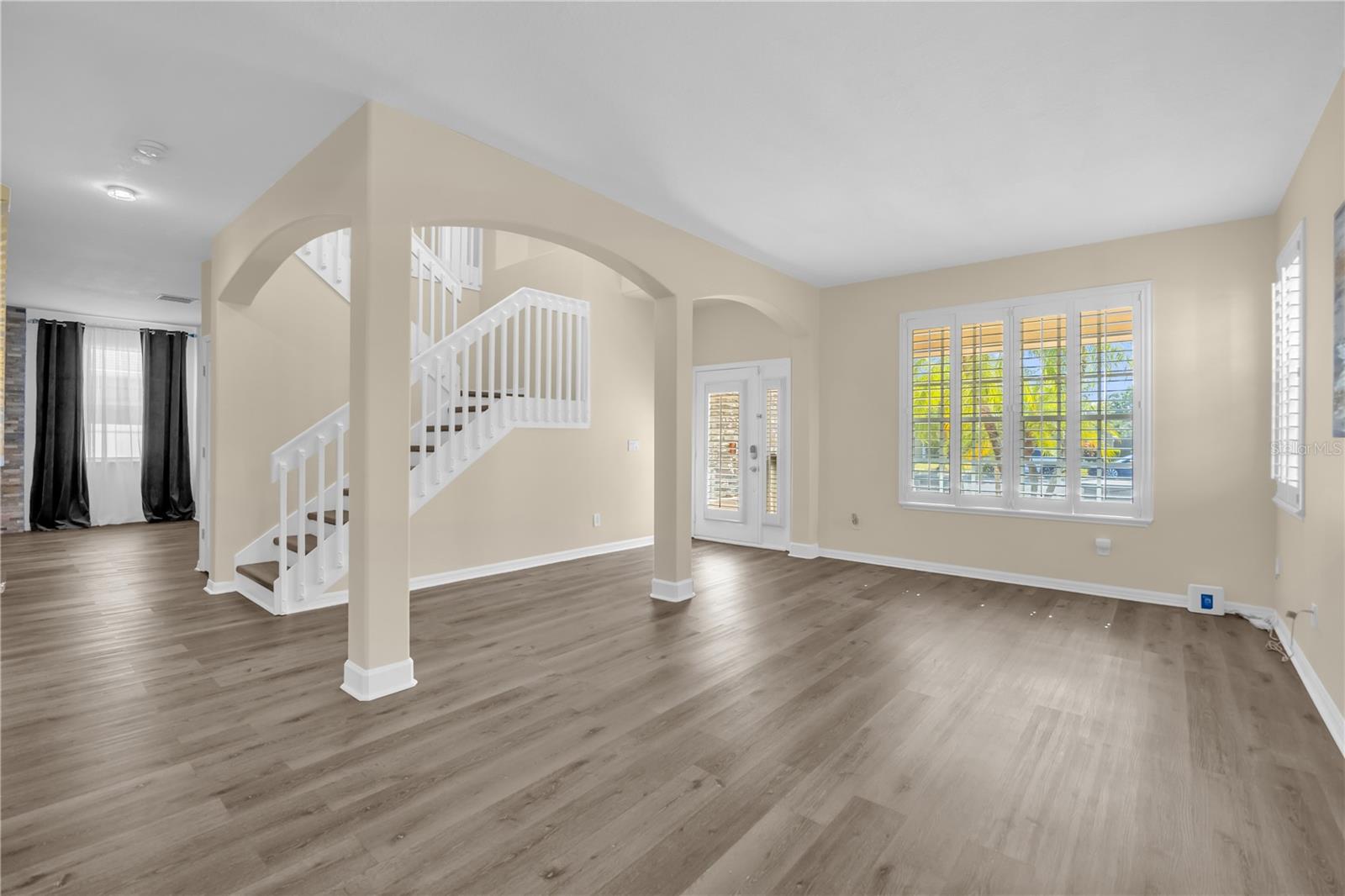 1114 LANDALE CT