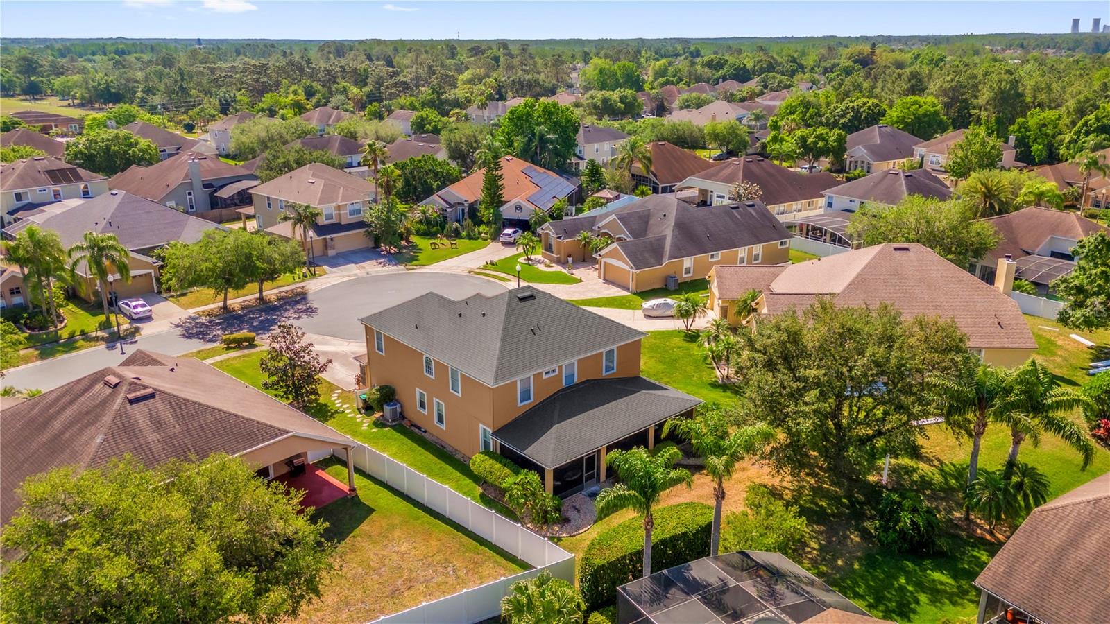 1114 LANDALE CT