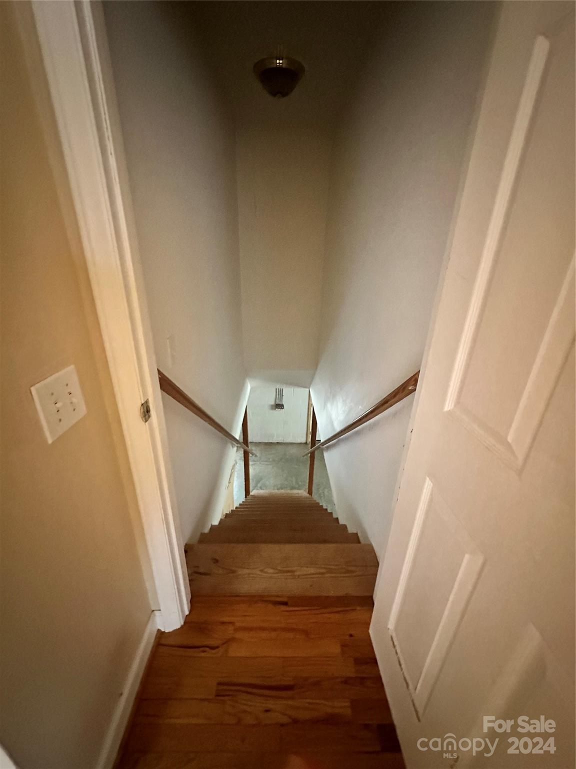 77 Mockingbird Lane