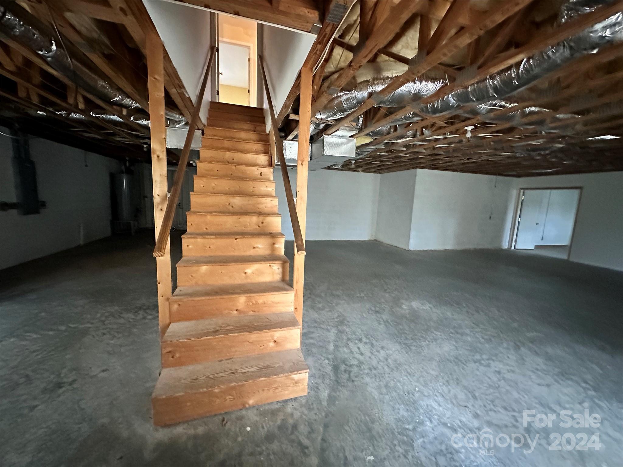 77 Mockingbird Lane