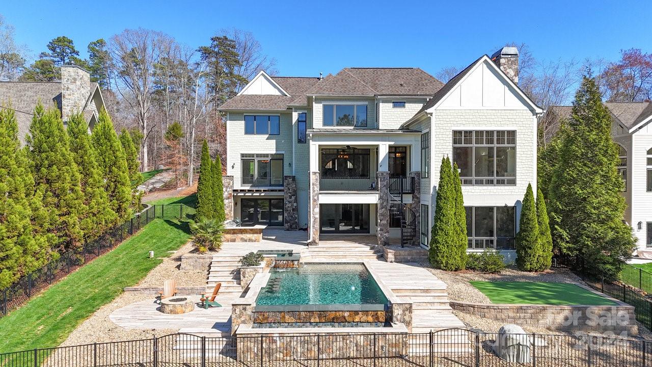 133 Chestnut Bay Lane