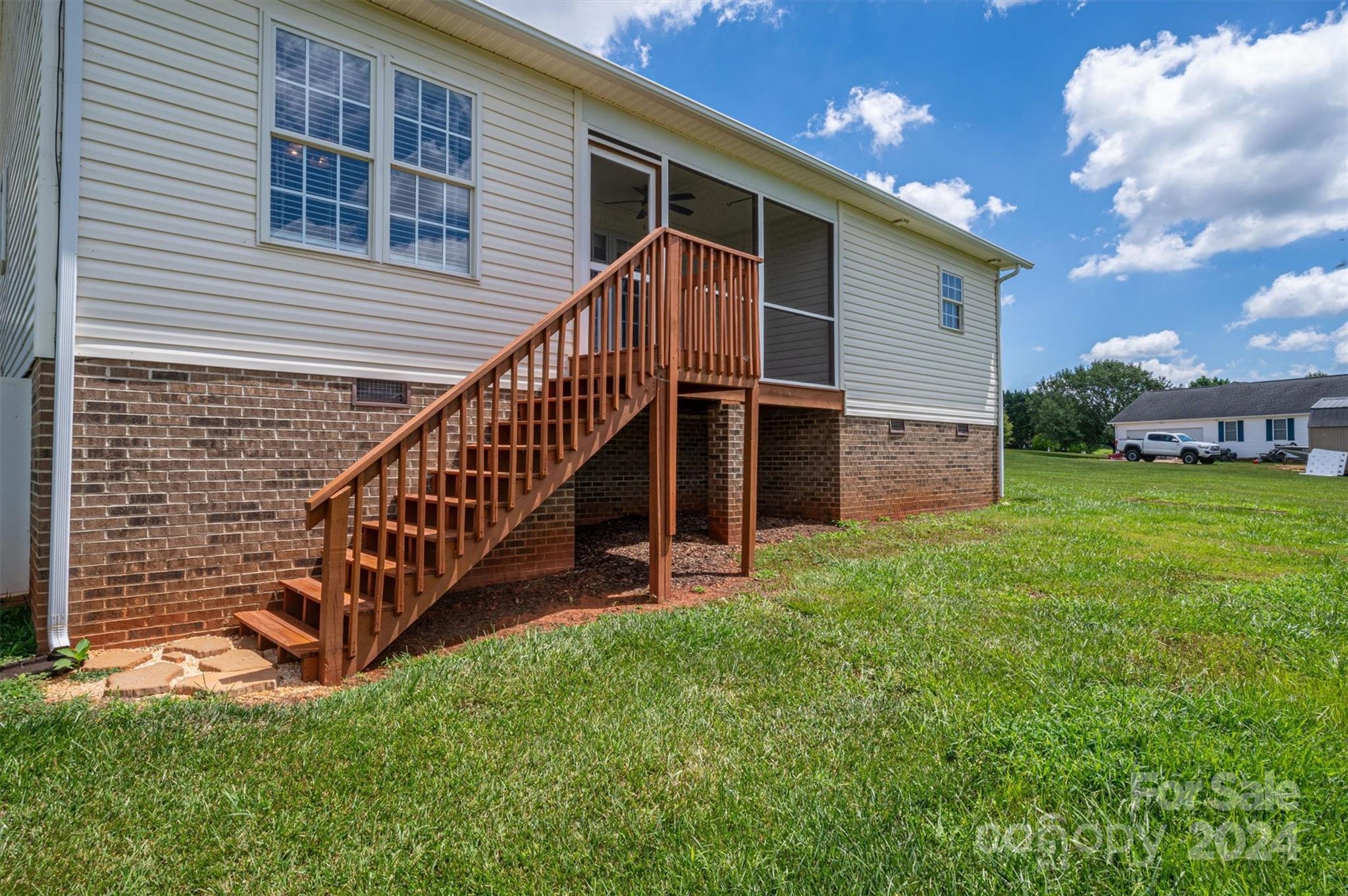 2639 Little River Court