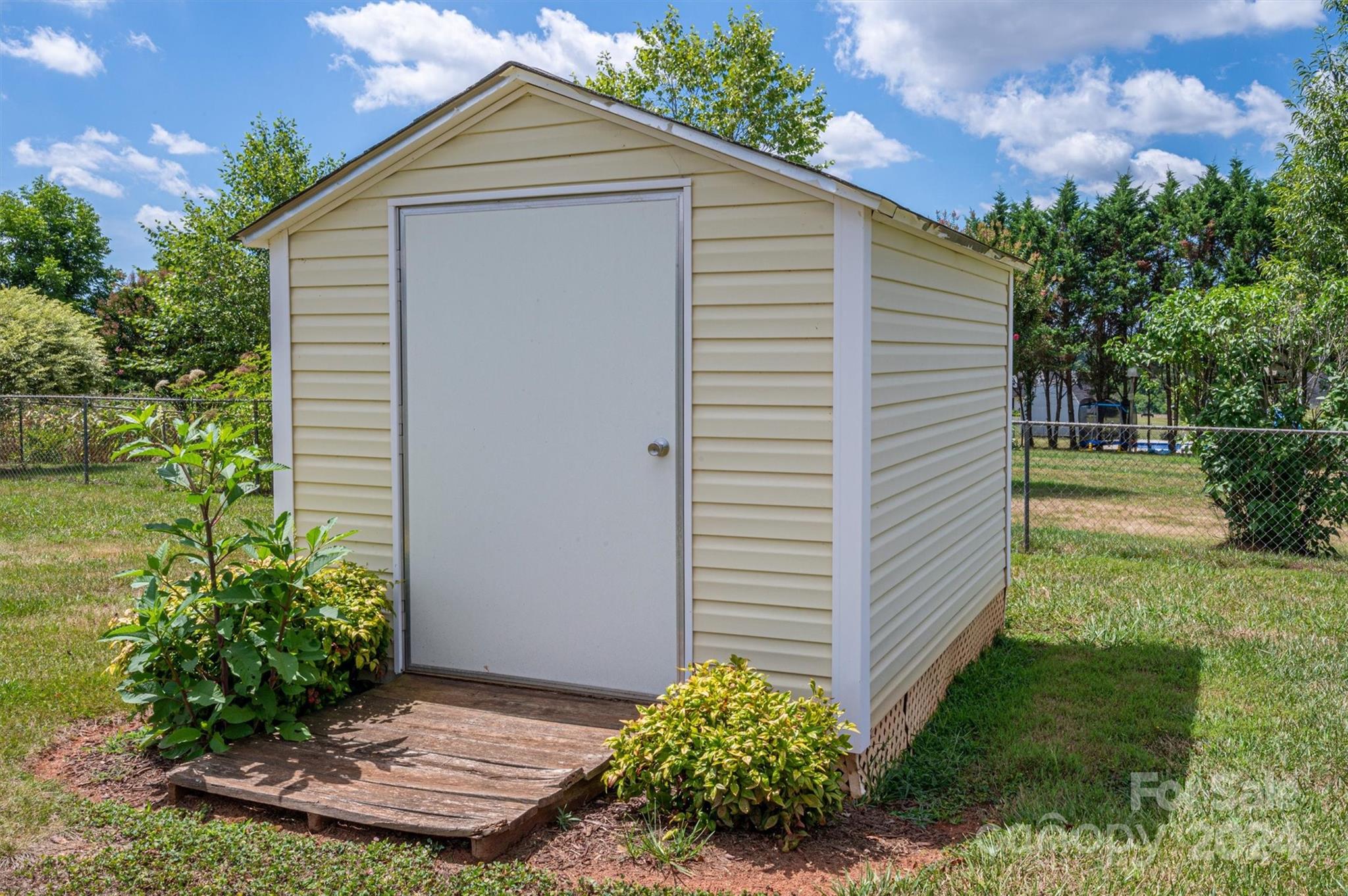 2639 Little River Court