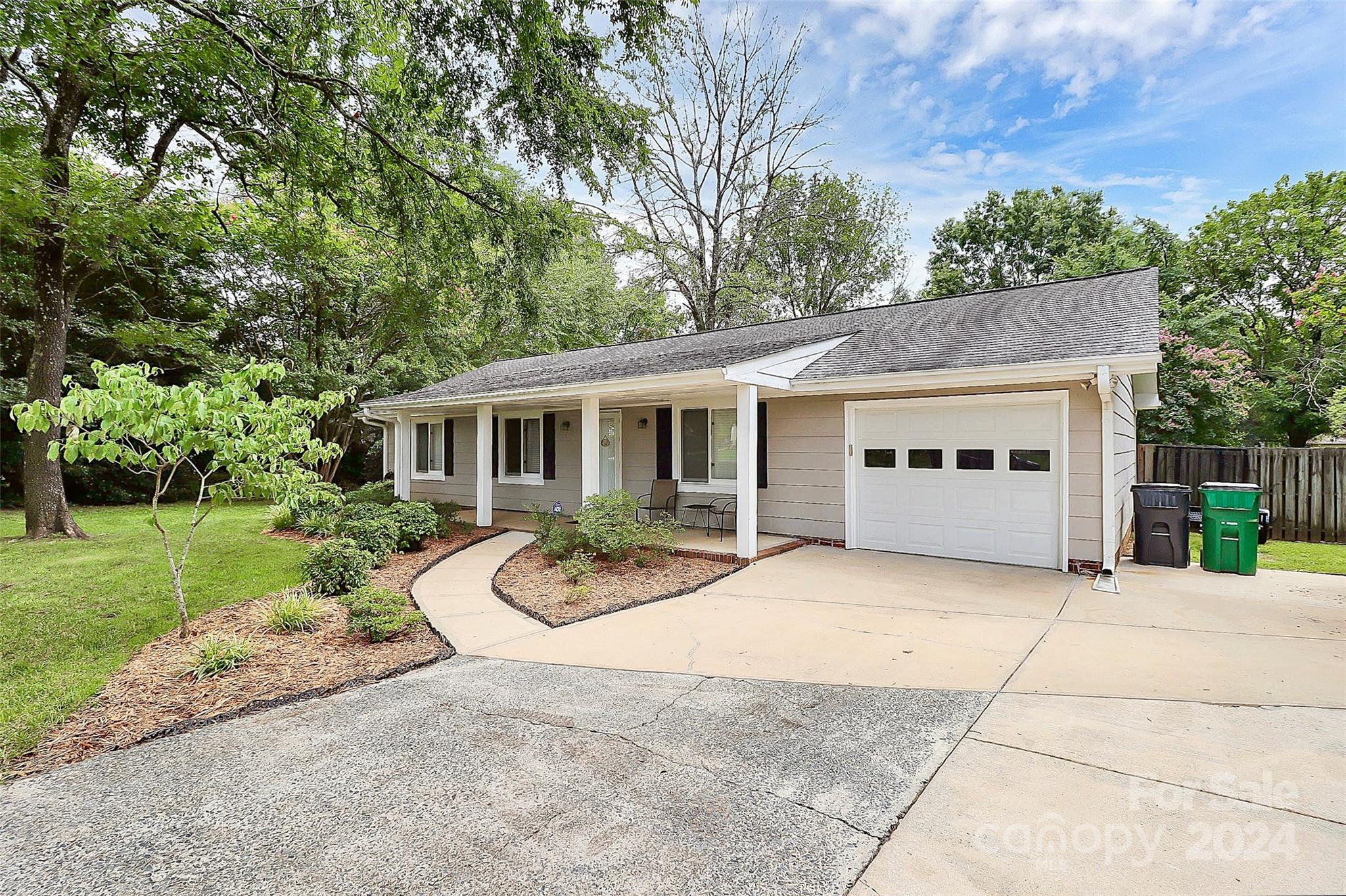 12010 Charing Grove Lane