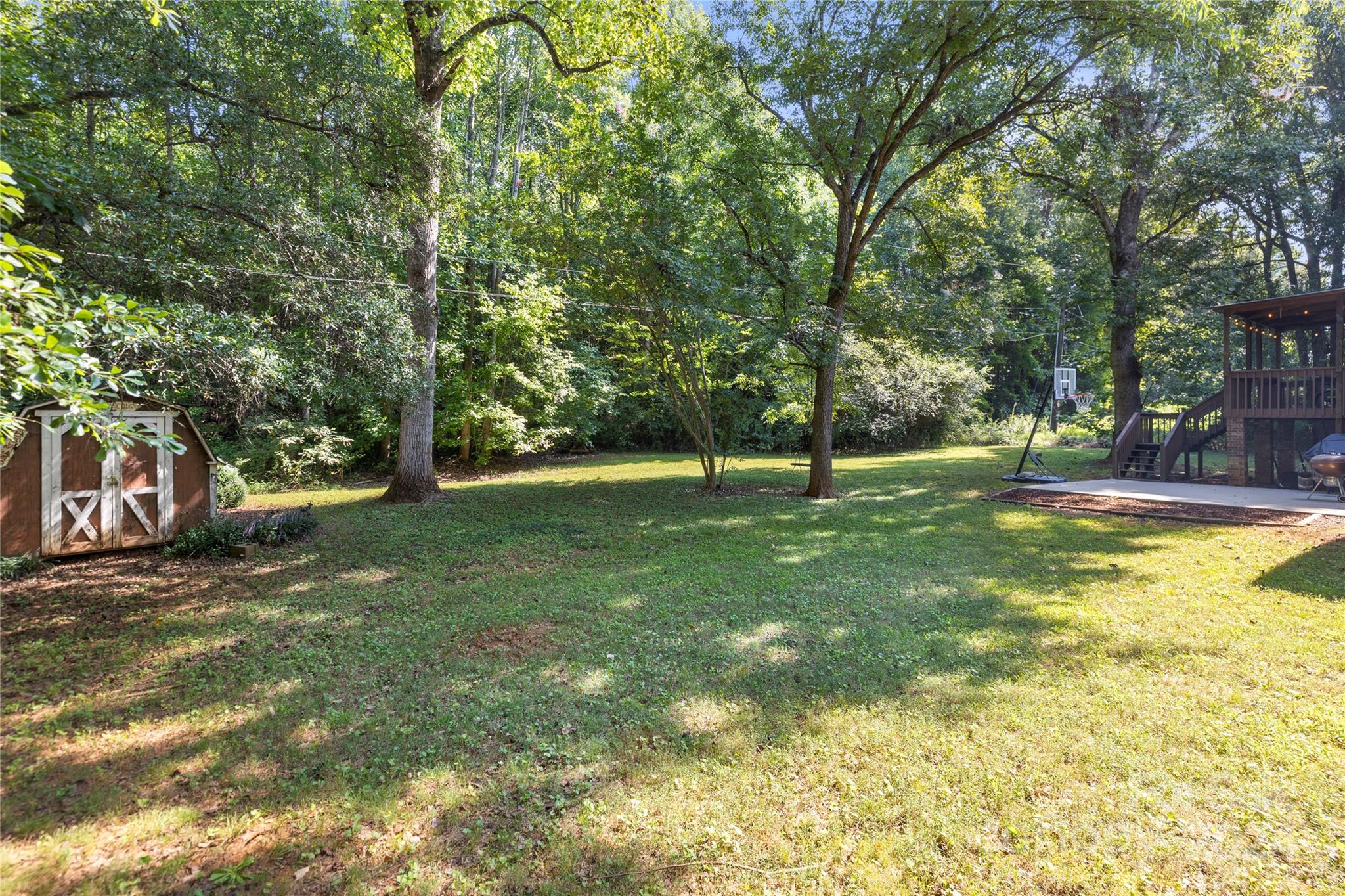 2042 Modern Estates Road