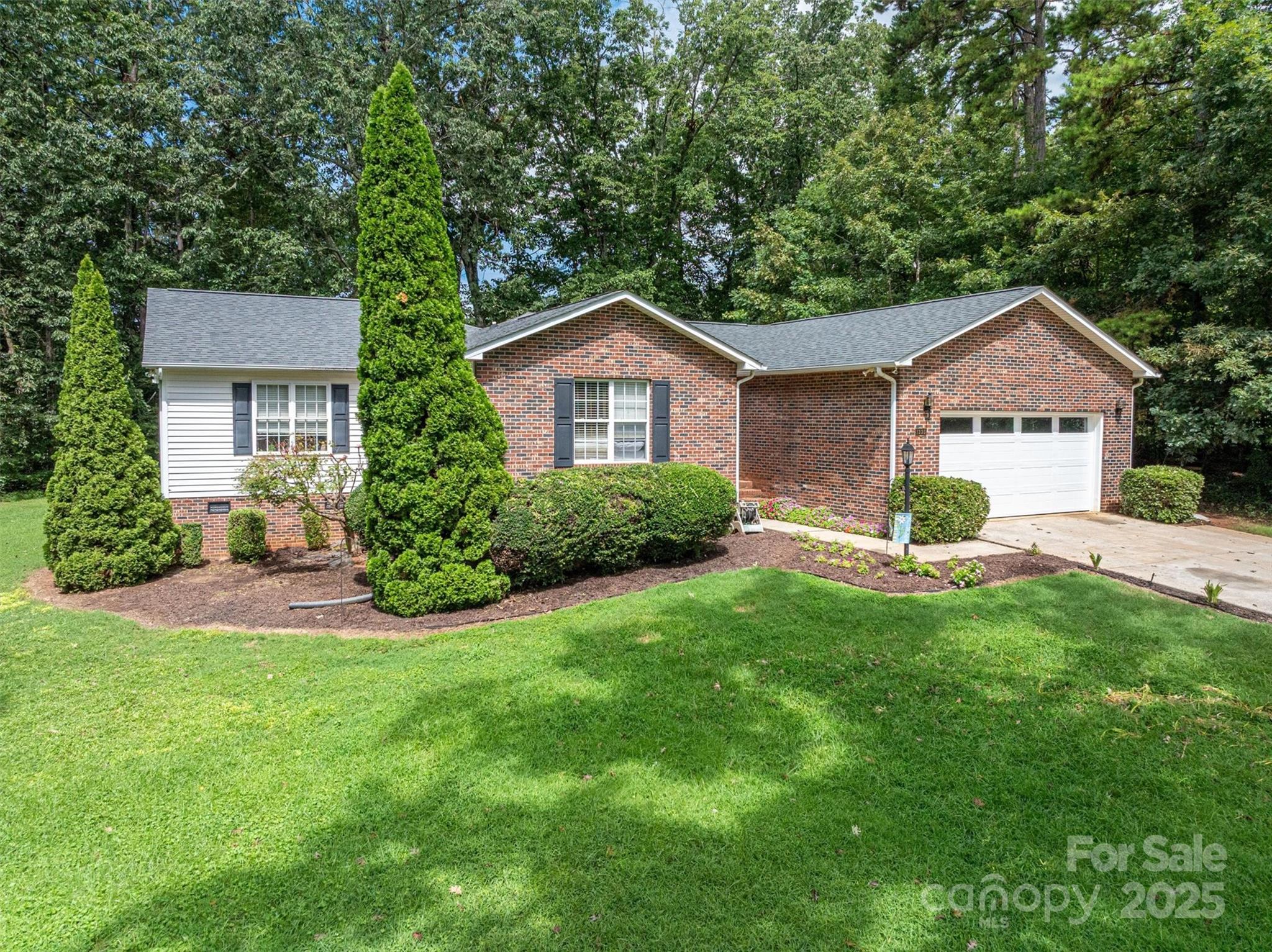 1335 Huckleberry Drive