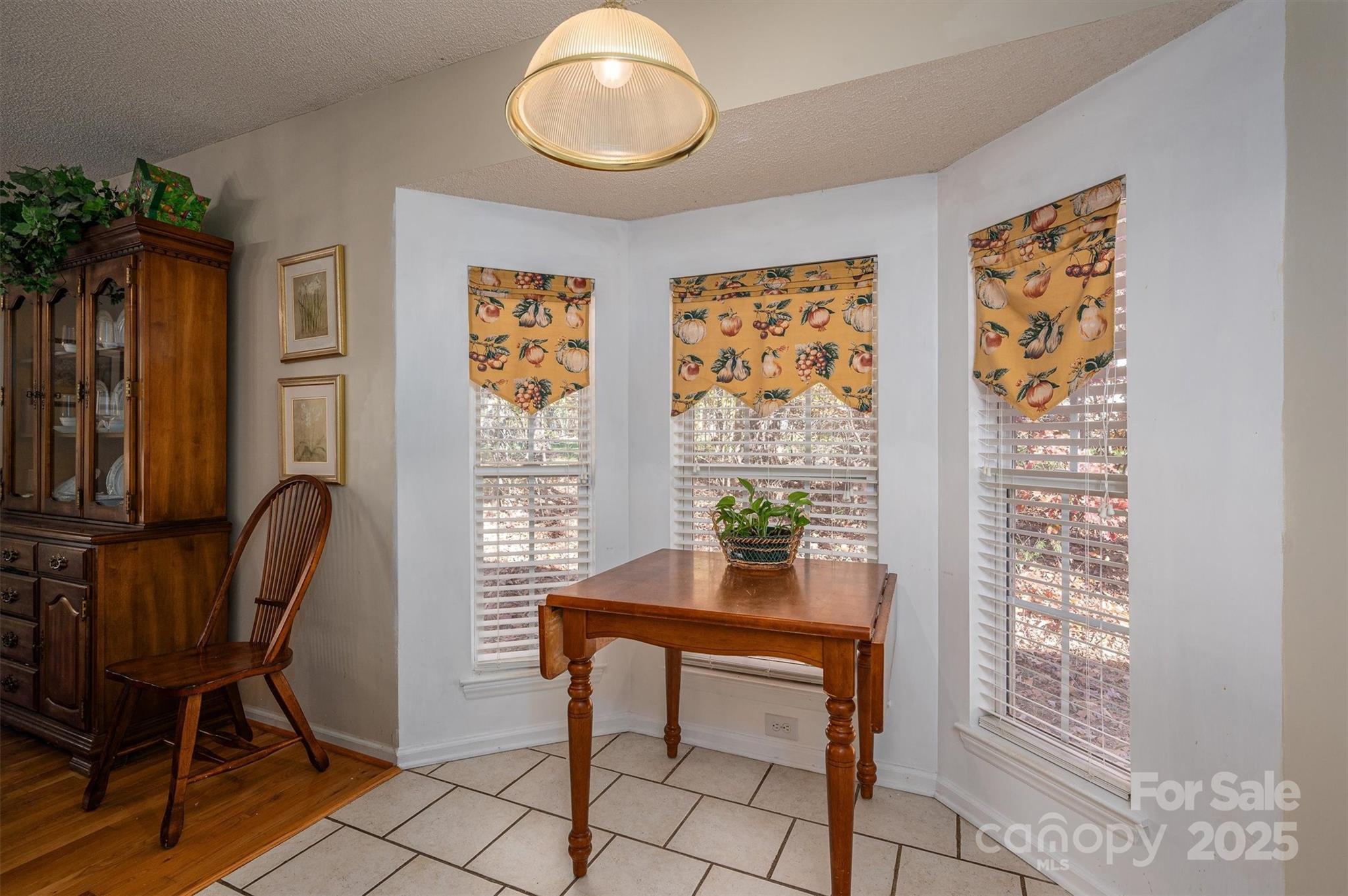 1335 Huckleberry Drive