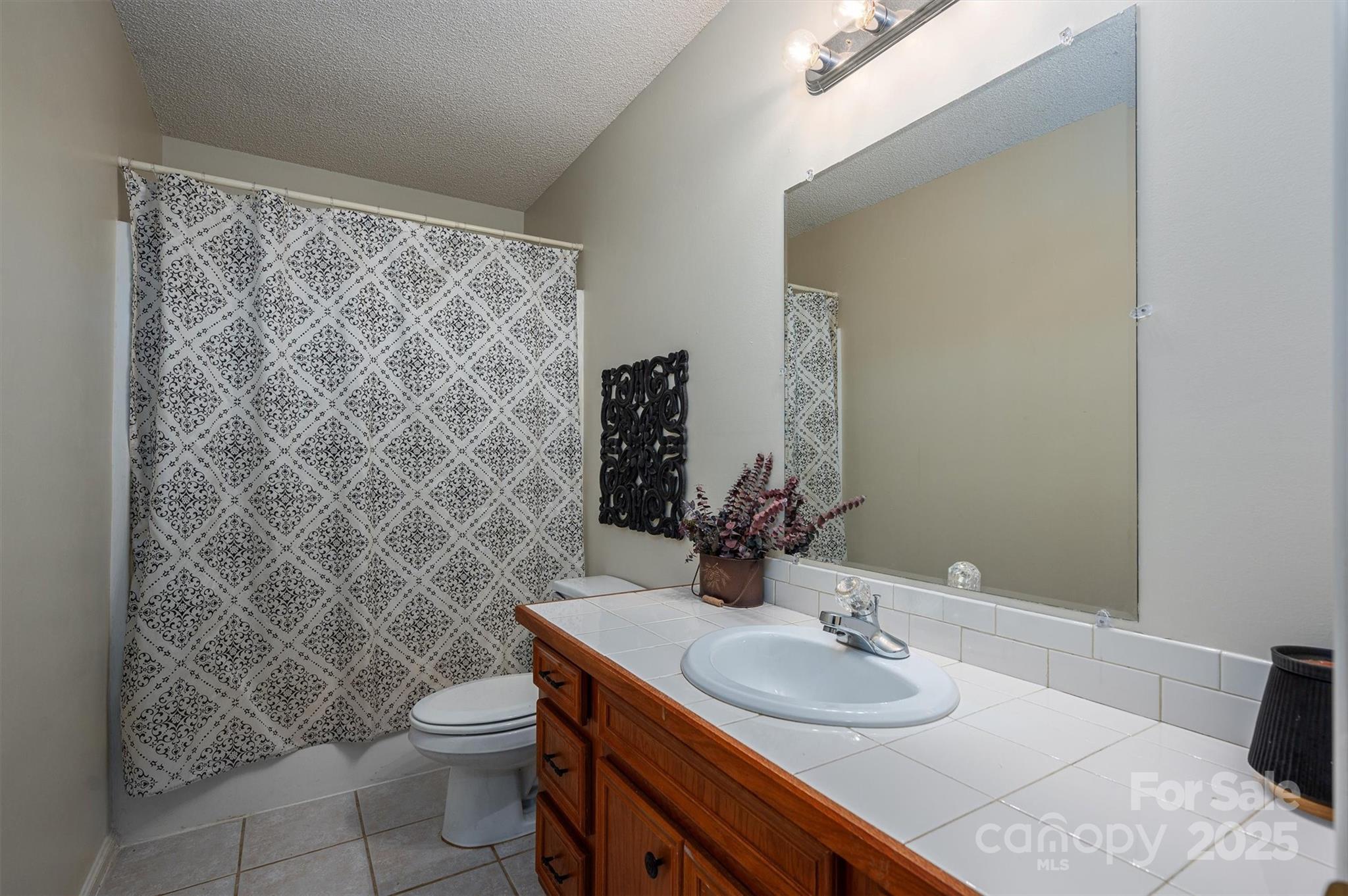 1335 Huckleberry Drive