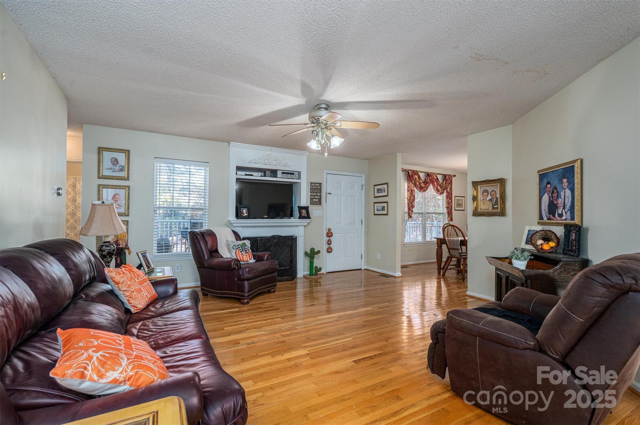 1335 Huckleberry Drive